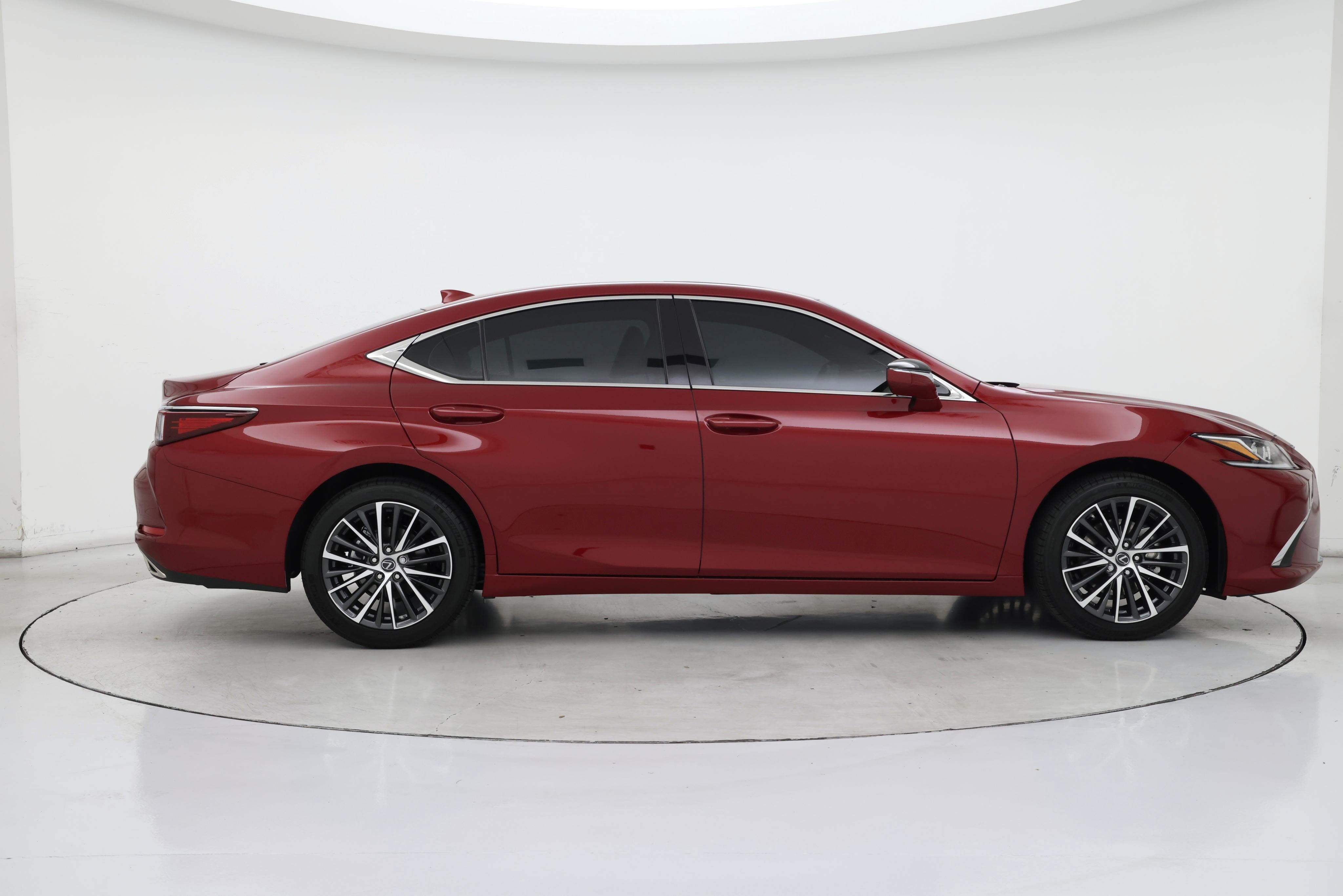 Thumbnail: 2025 Lexus ES - 7