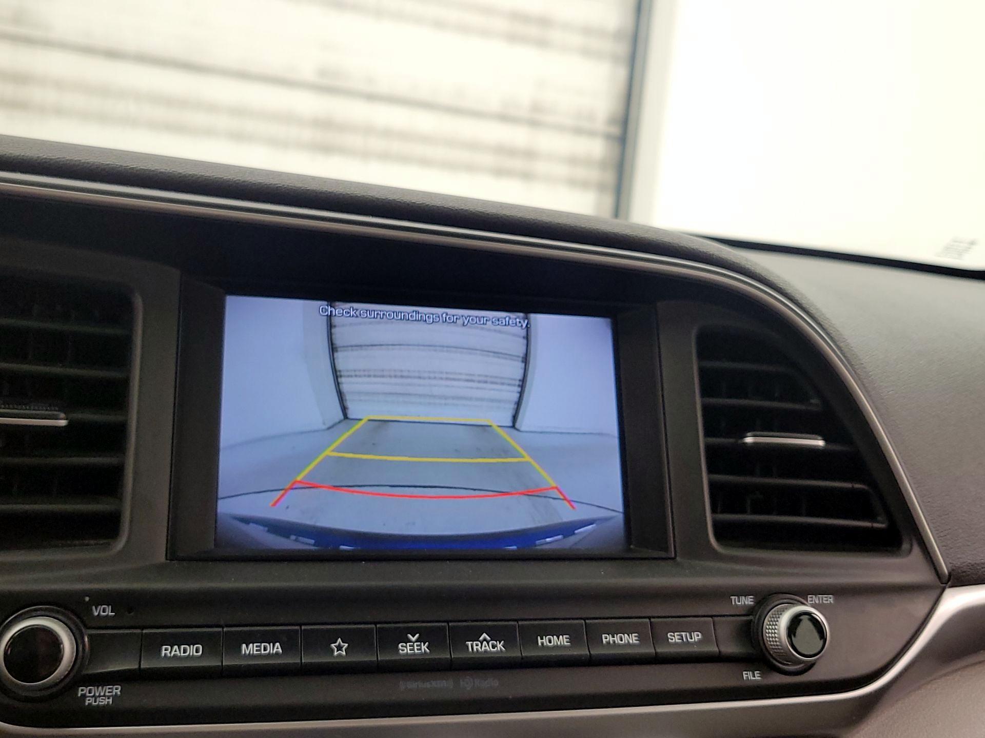 Thumbnail: 2019 Hyundai Elantra - 14