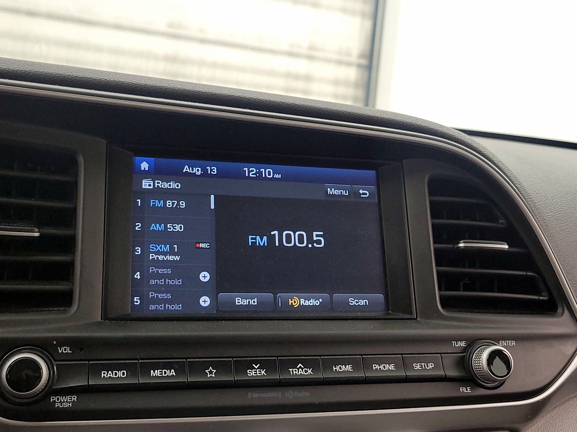 Thumbnail: 2019 Hyundai Elantra - 15