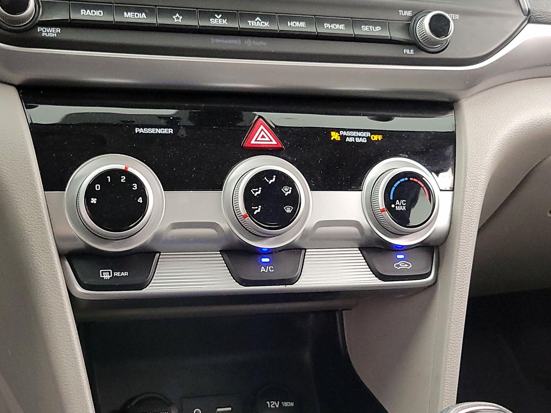 Thumbnail: 2019 Hyundai Elantra - 16