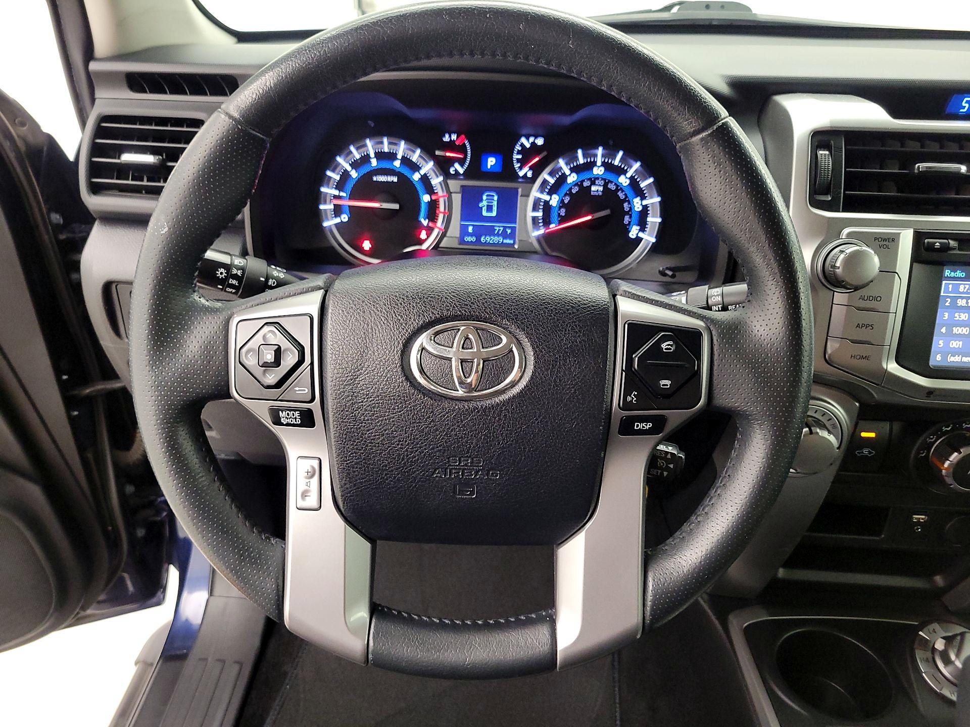 Thumbnail: 2016 Toyota 4Runner - 10