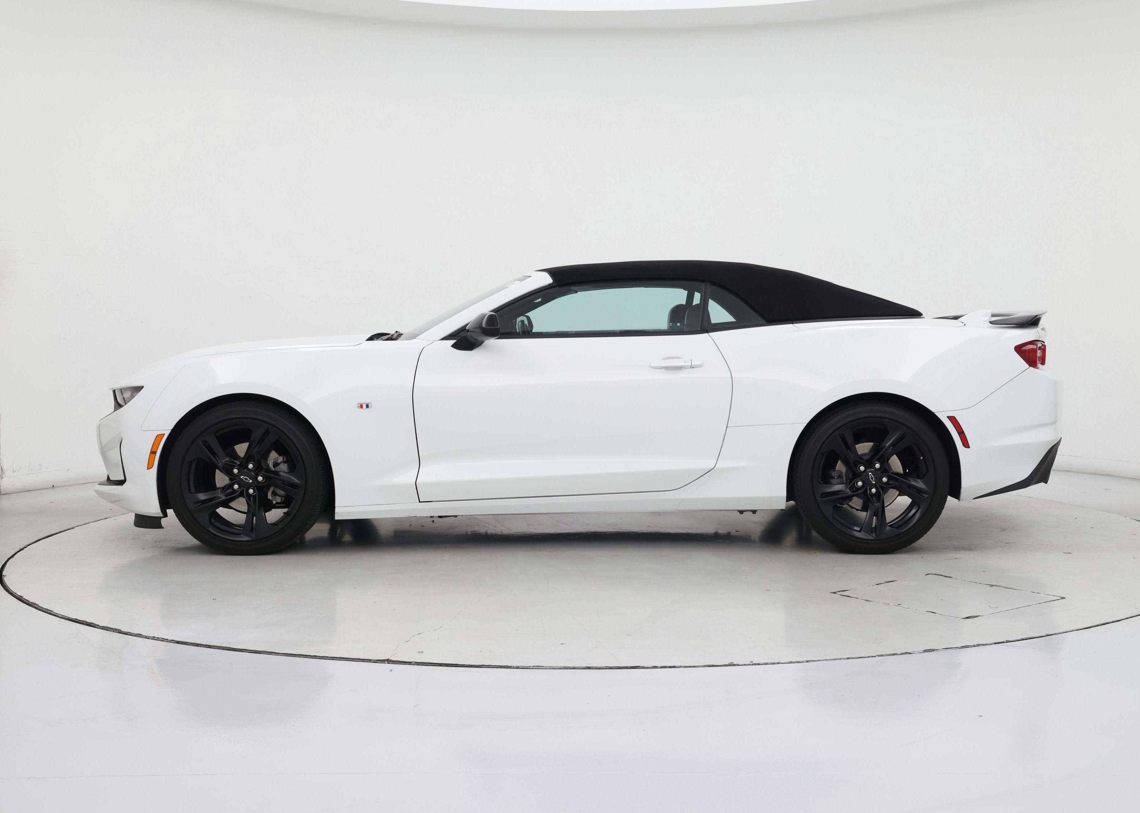 Thumbnail: 2021 Chevrolet Camaro - 3