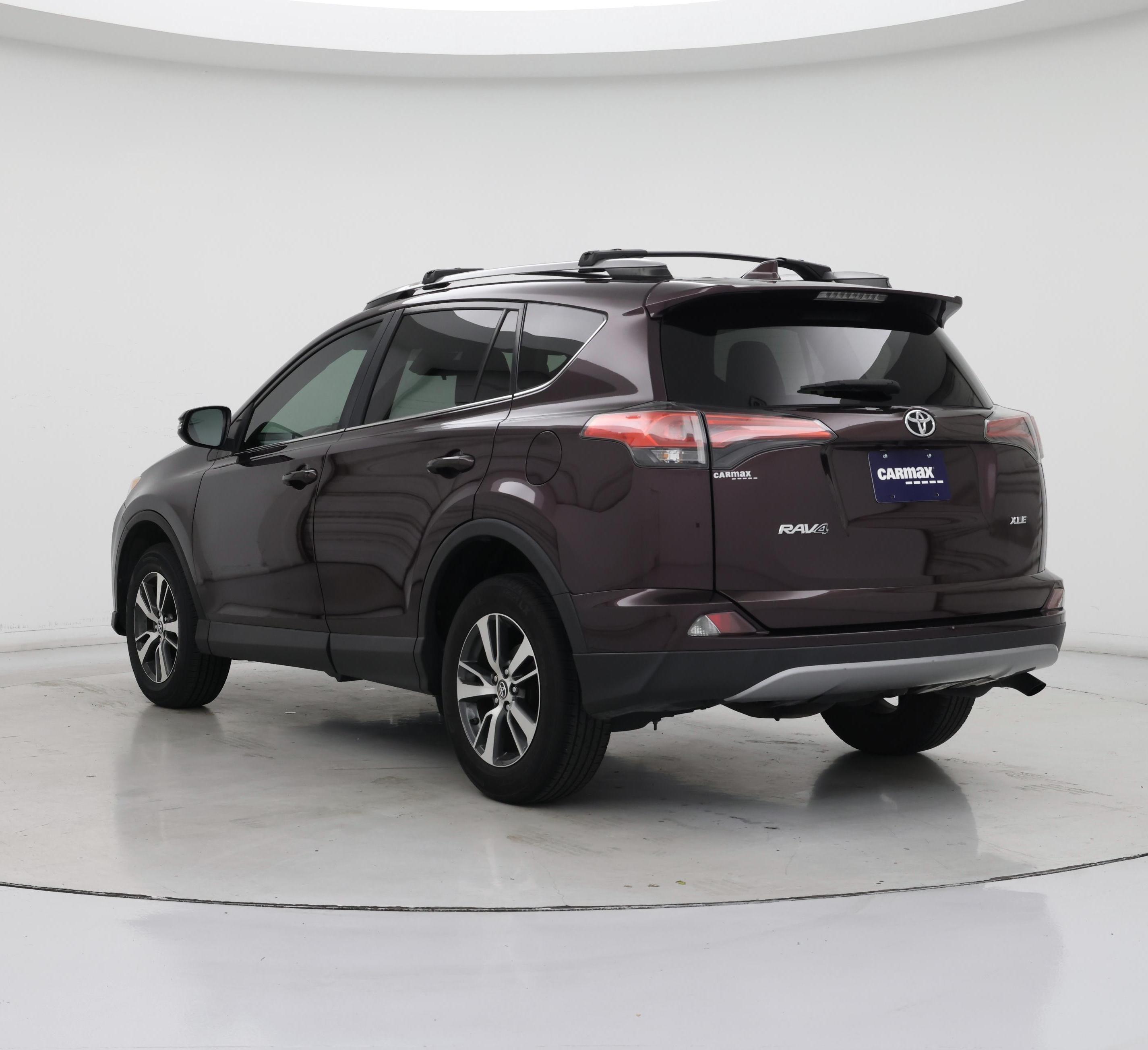 Thumbnail: 2018 Toyota RAV4 - 2