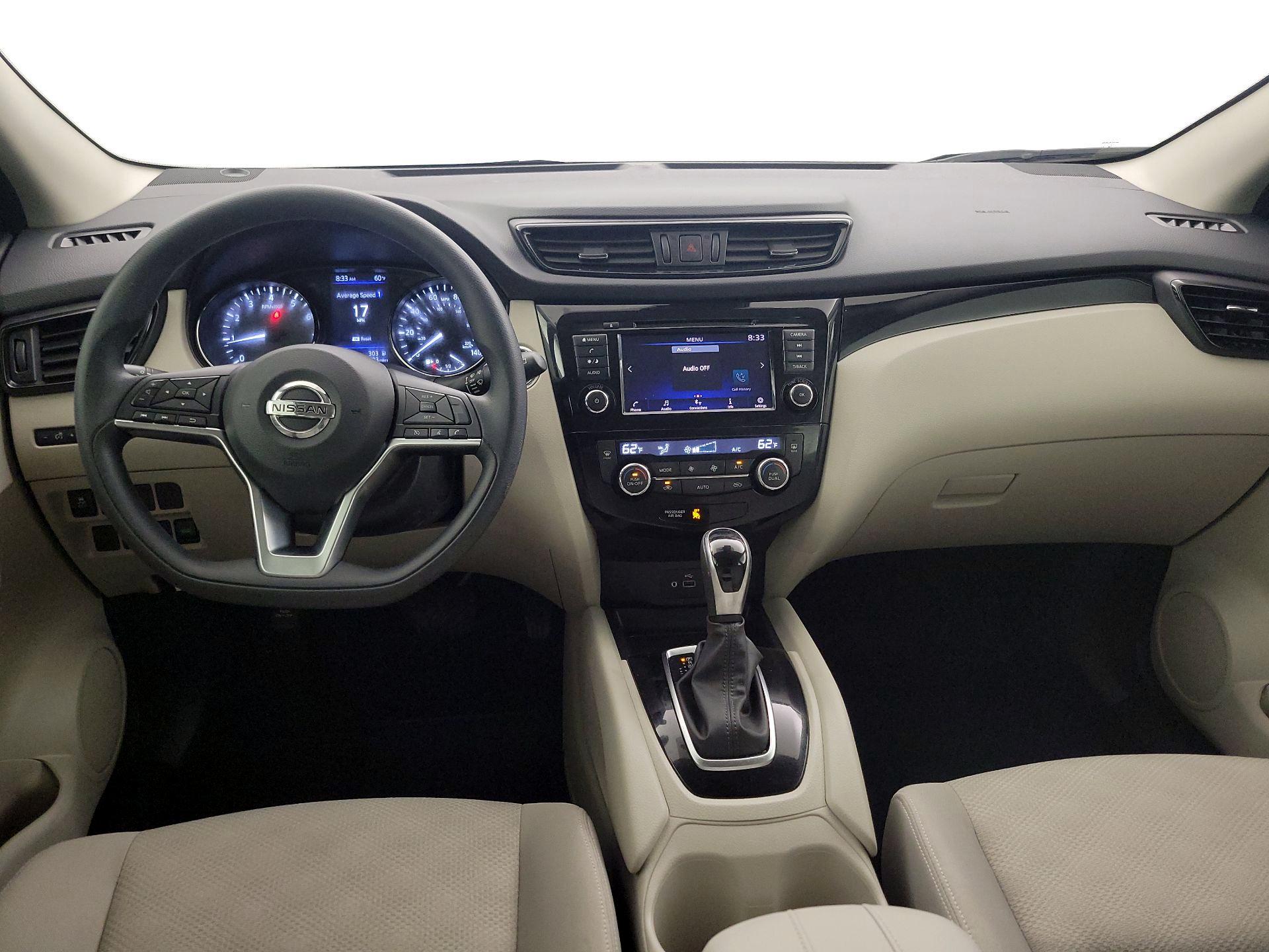 Thumbnail: 2019 Nissan Rogue Sport - 9