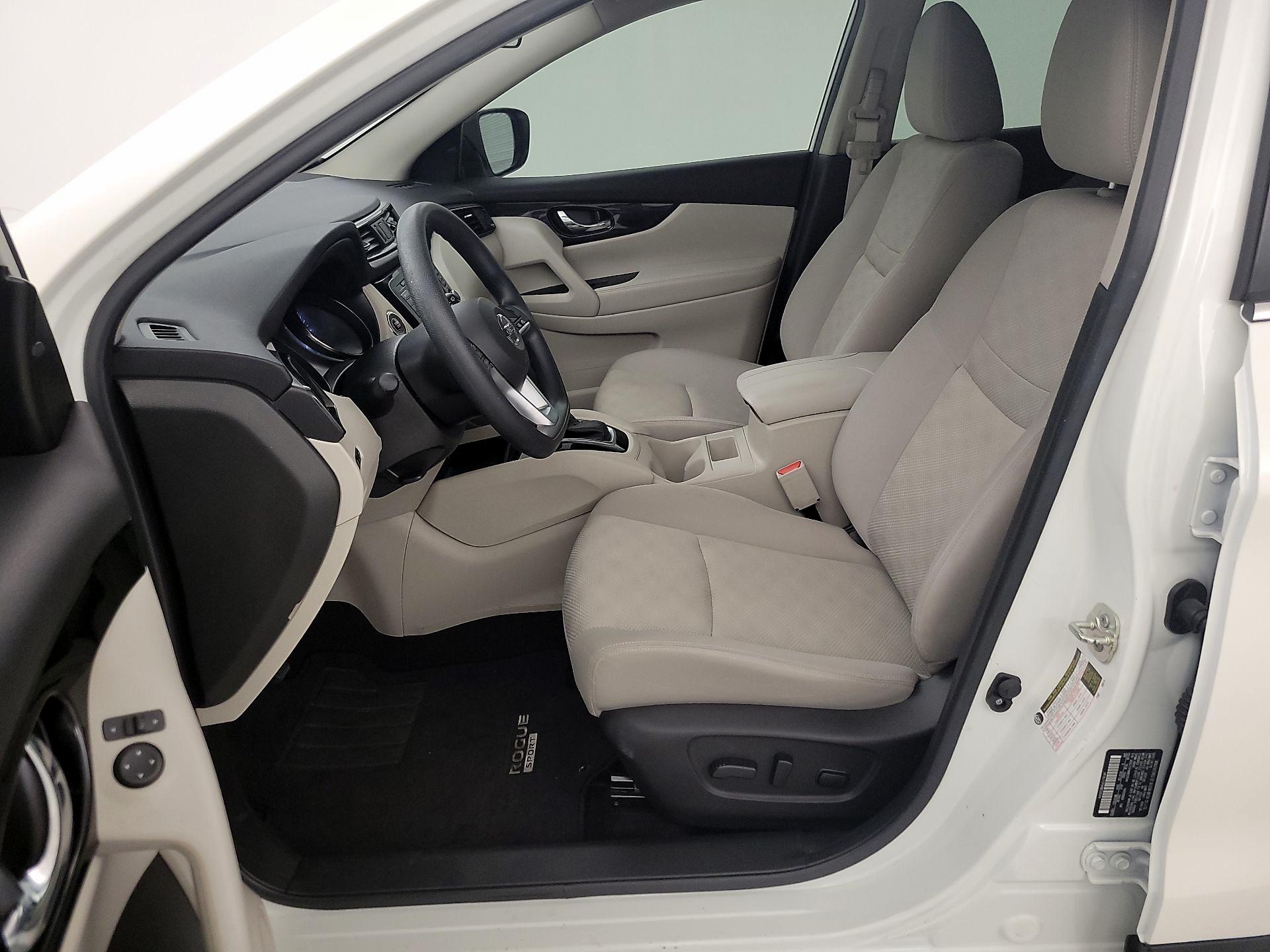 Thumbnail: 2019 Nissan Rogue Sport - 11
