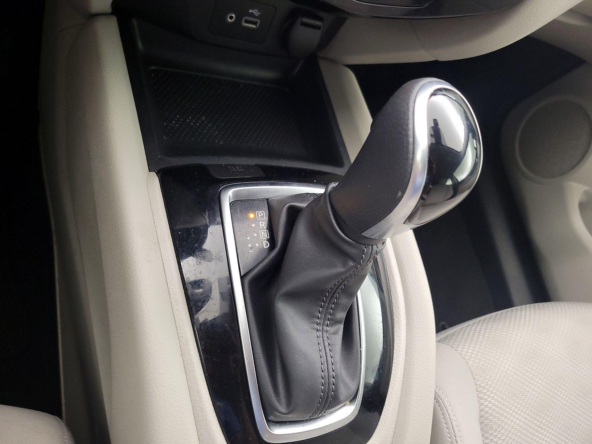 Thumbnail: 2019 Nissan Rogue Sport - 17