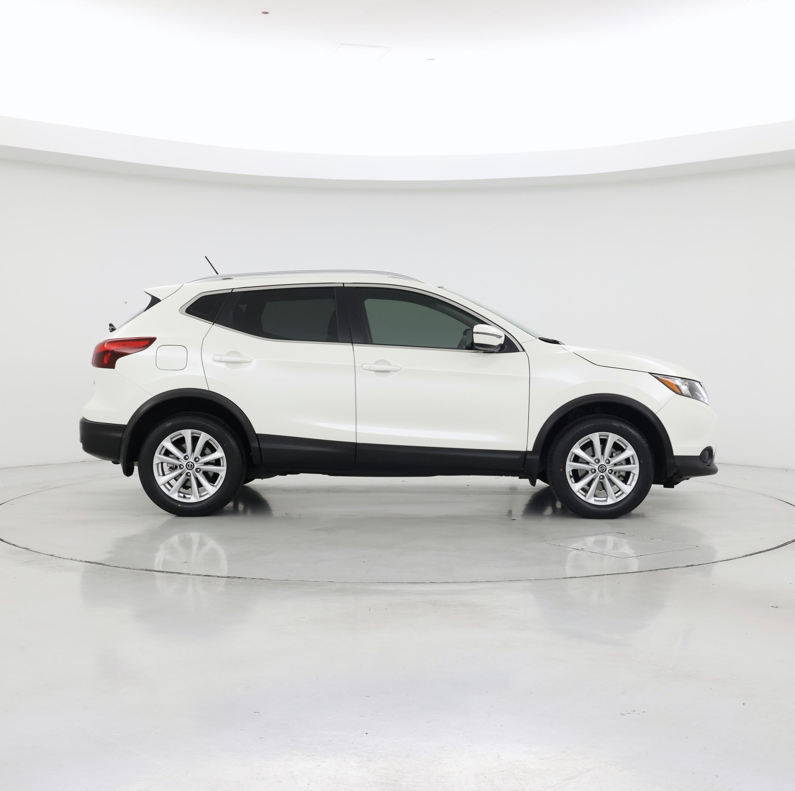 Thumbnail: 2019 Nissan Rogue Sport - 7