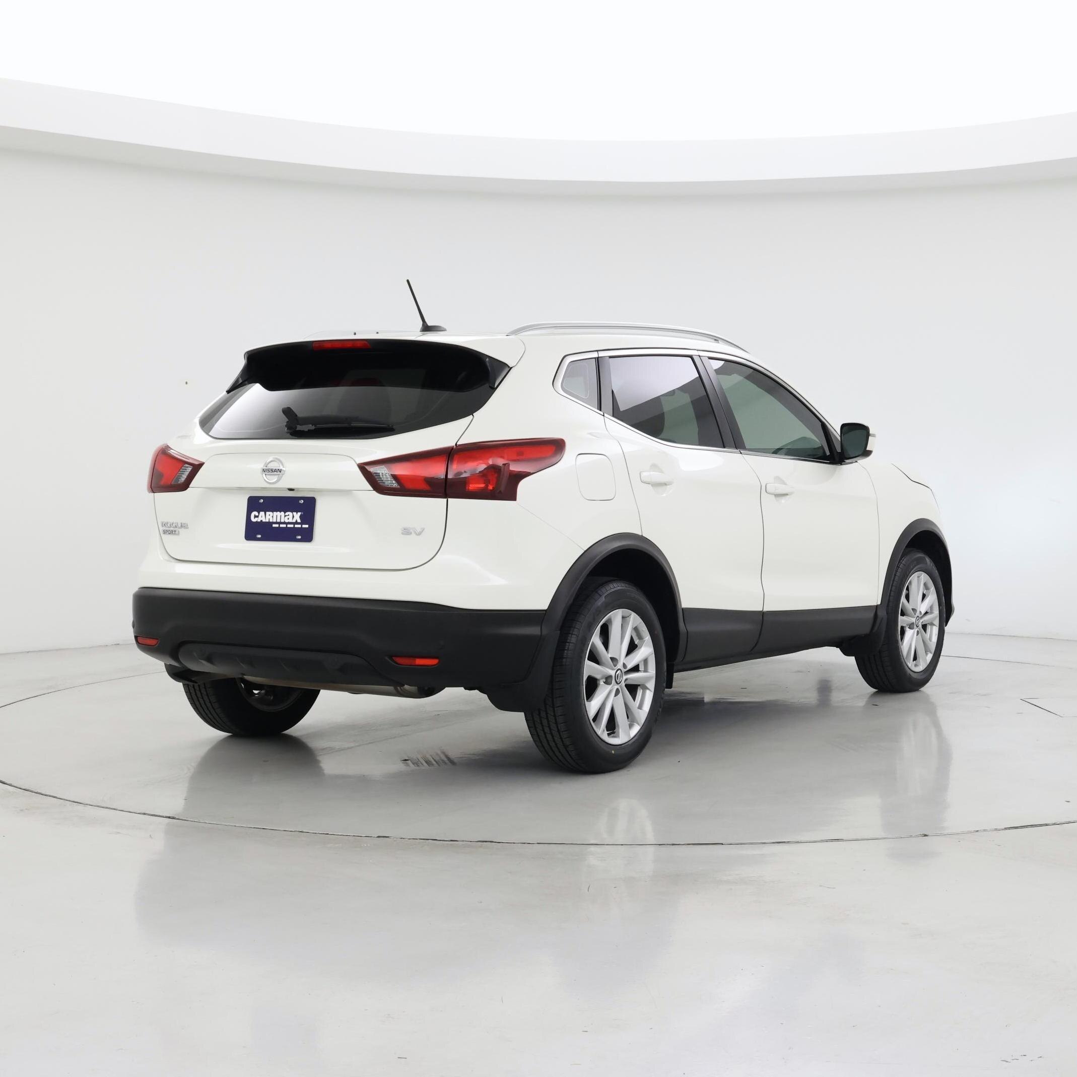 Thumbnail: 2019 Nissan Rogue Sport - 8