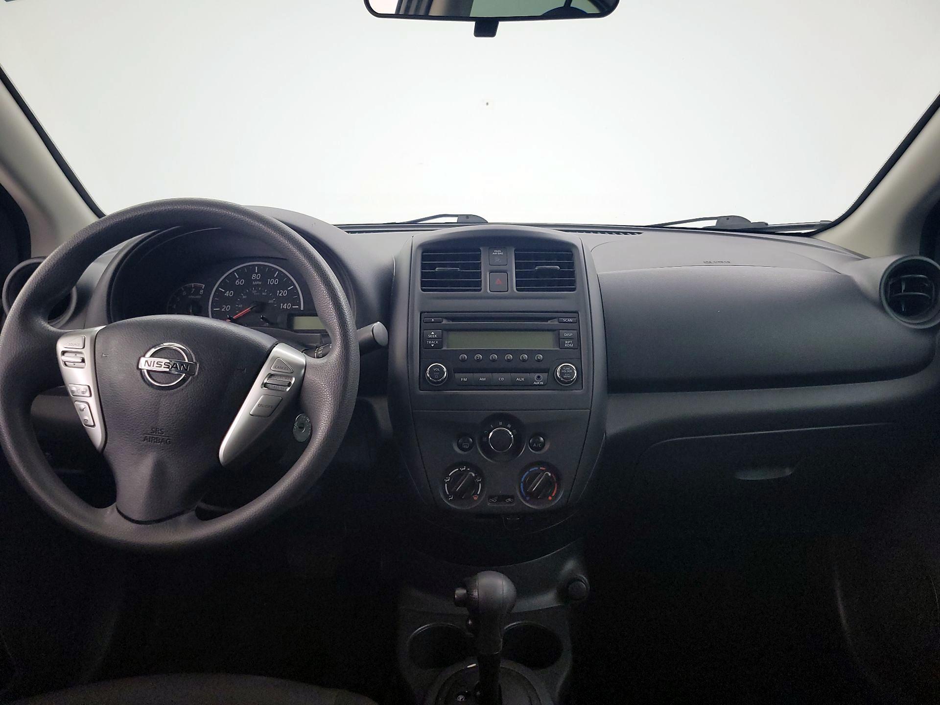 Thumbnail: 2017 Nissan Versa - 9