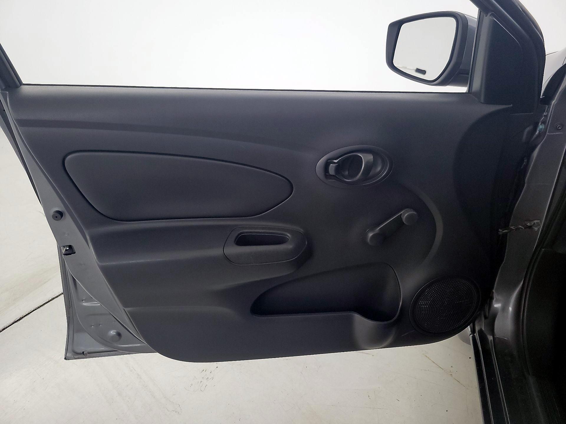 Thumbnail: 2017 Nissan Versa - 12