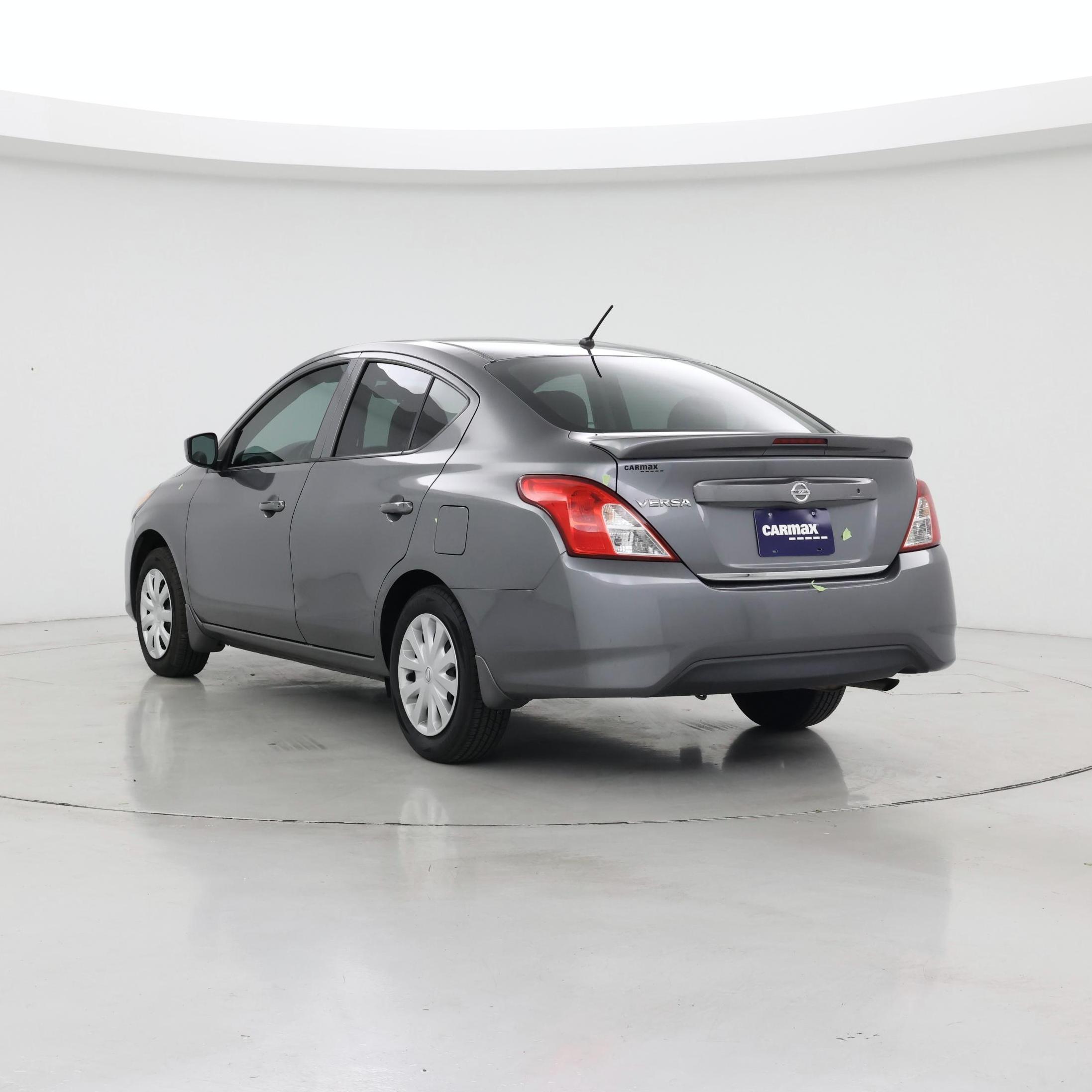 Thumbnail: 2017 Nissan Versa - 2