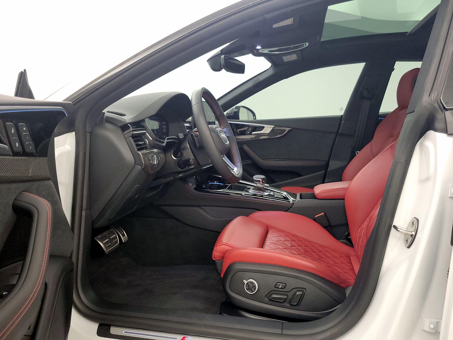 Thumbnail: 2025 Audi S5 - 11