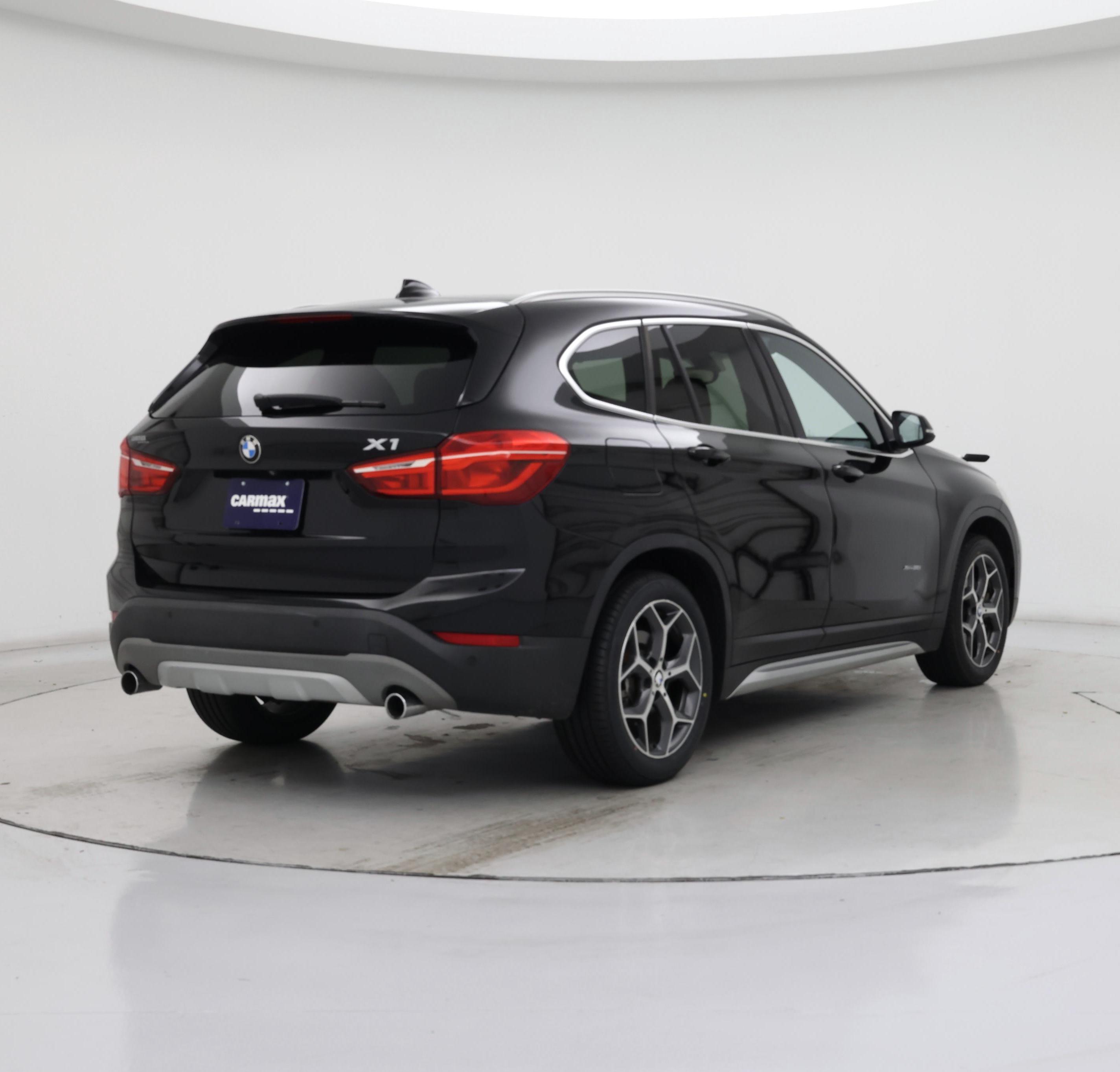 Thumbnail: 2016 BMW X1 - 8
