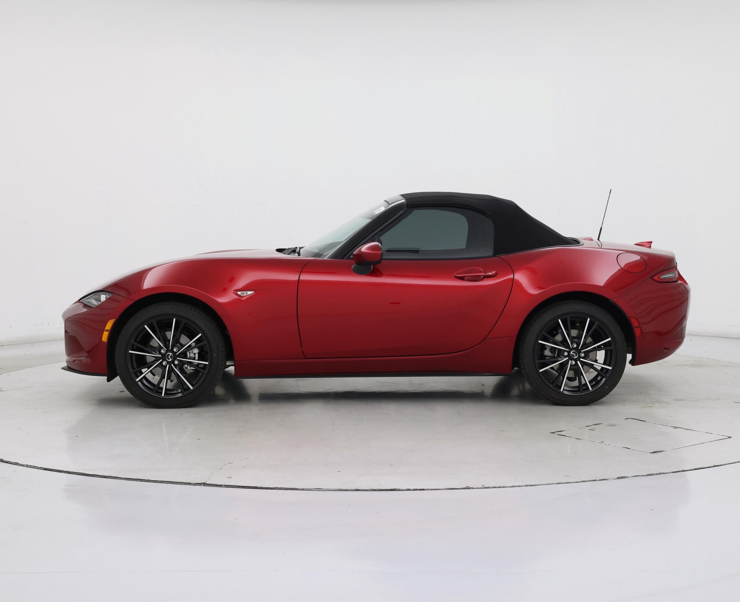 Thumbnail: 2025 Mazda MX-5 Miata - 3