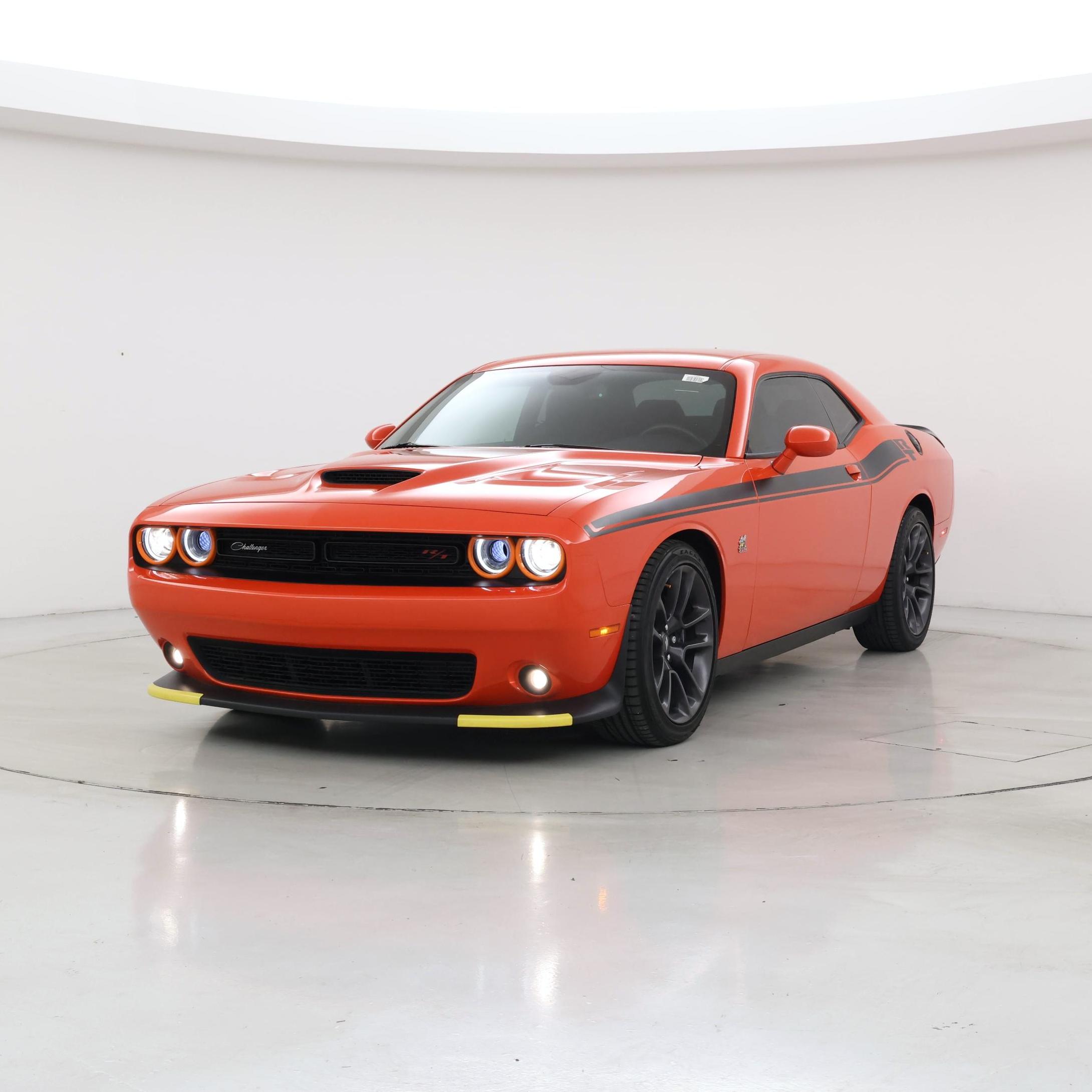 Thumbnail: 2022 Dodge Challenger - 4