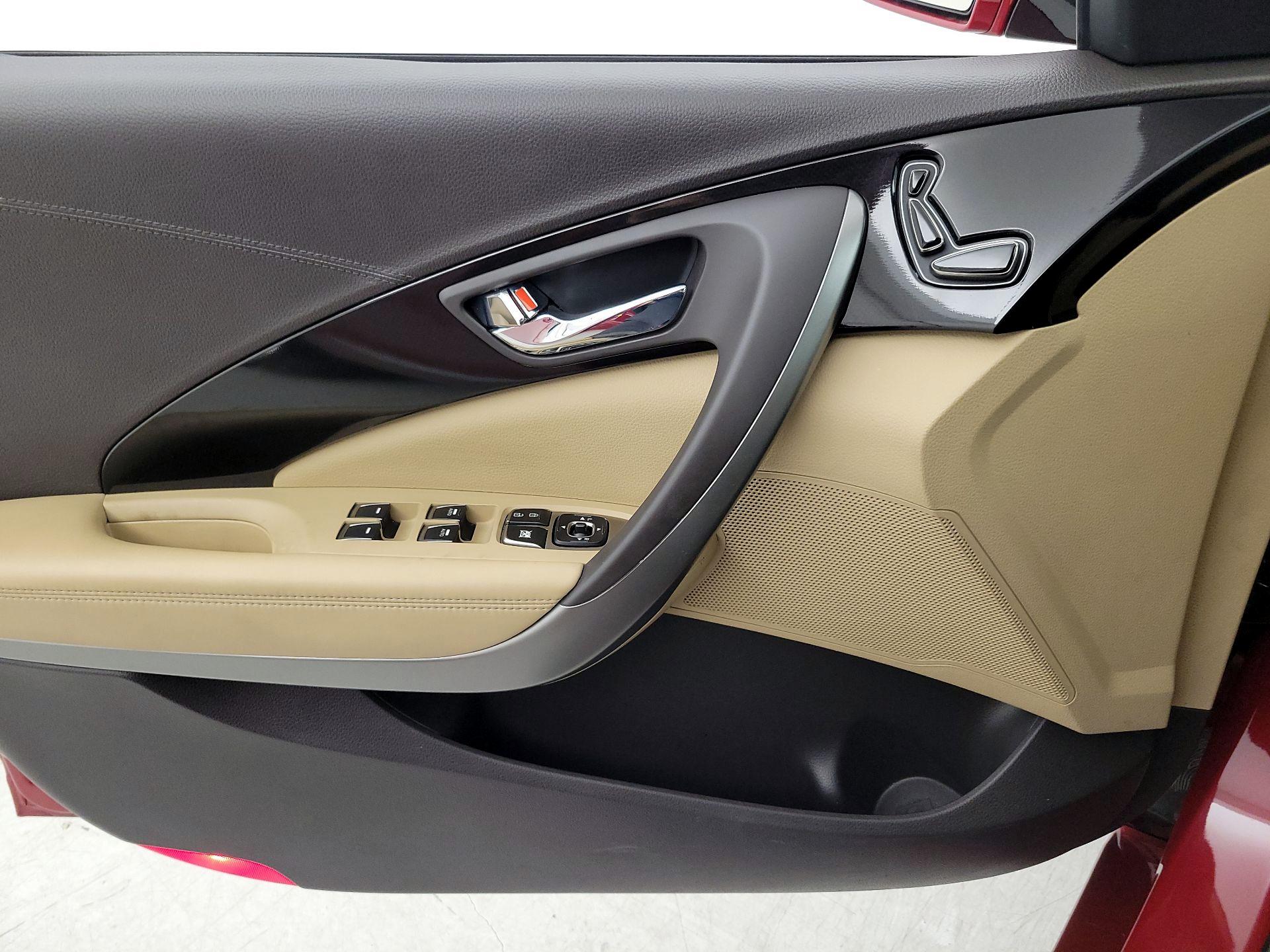 Thumbnail: 2014 Hyundai Azera - 12