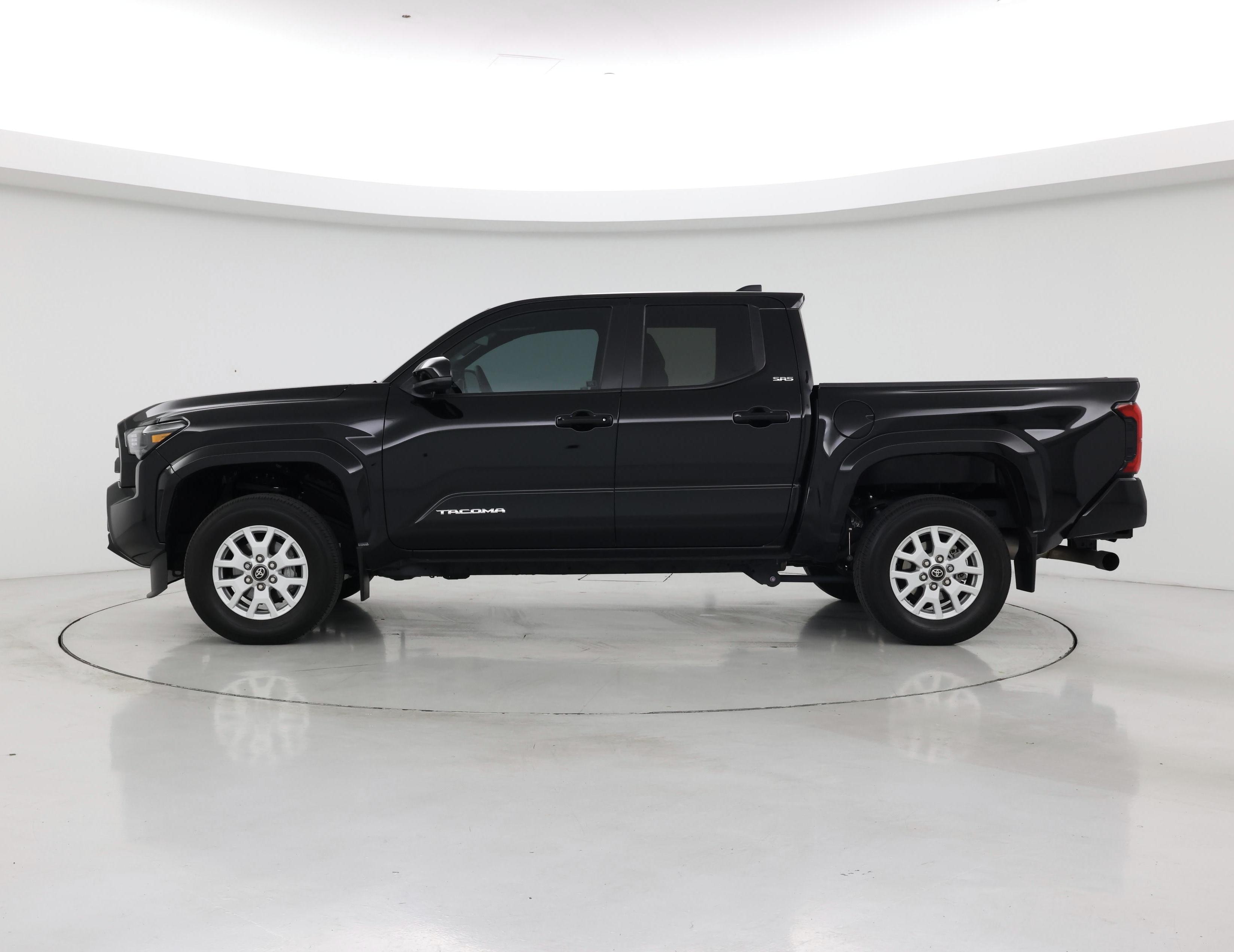 Thumbnail: 2024 Toyota Tacoma - 3
