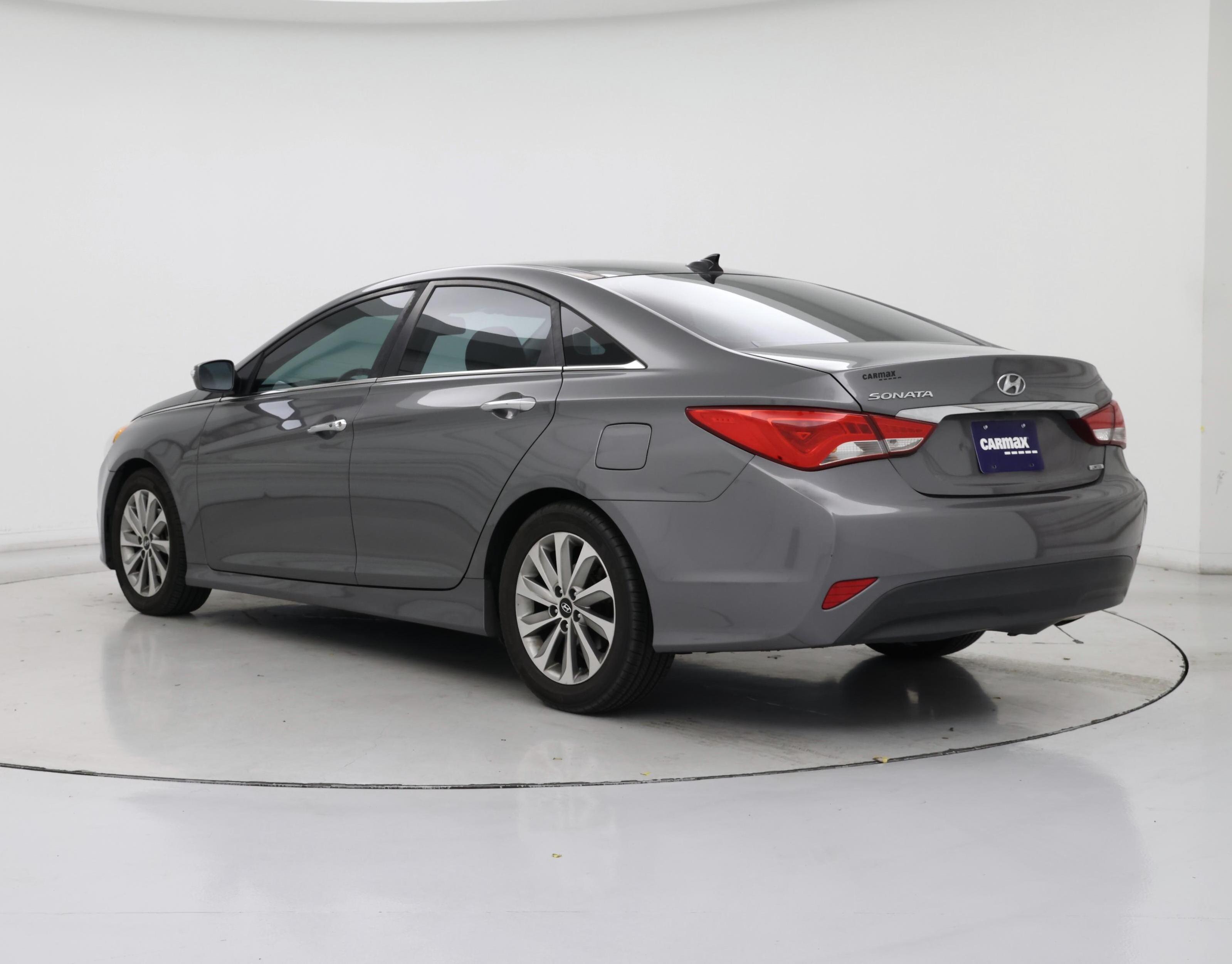 Thumbnail: 2014 Hyundai Sonata - 2