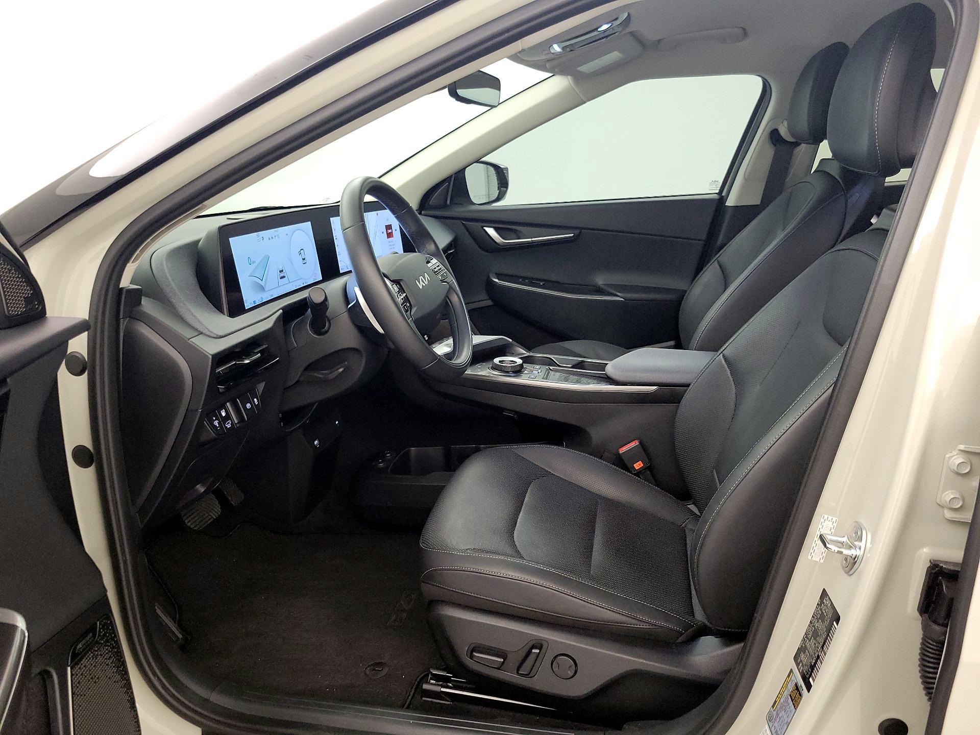 Thumbnail: 2024 Kia EV6 - 11