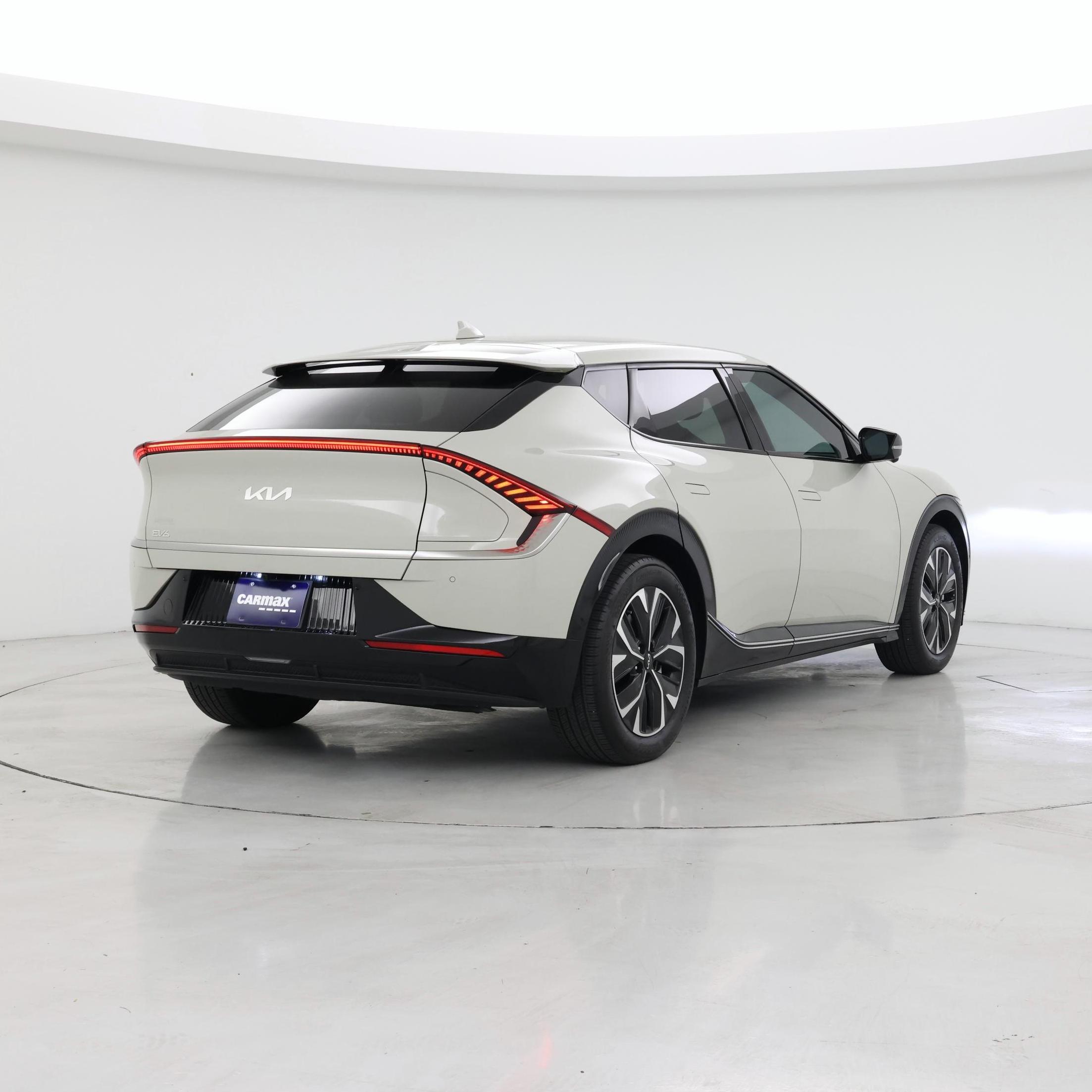 Thumbnail: 2024 Kia EV6 - 8