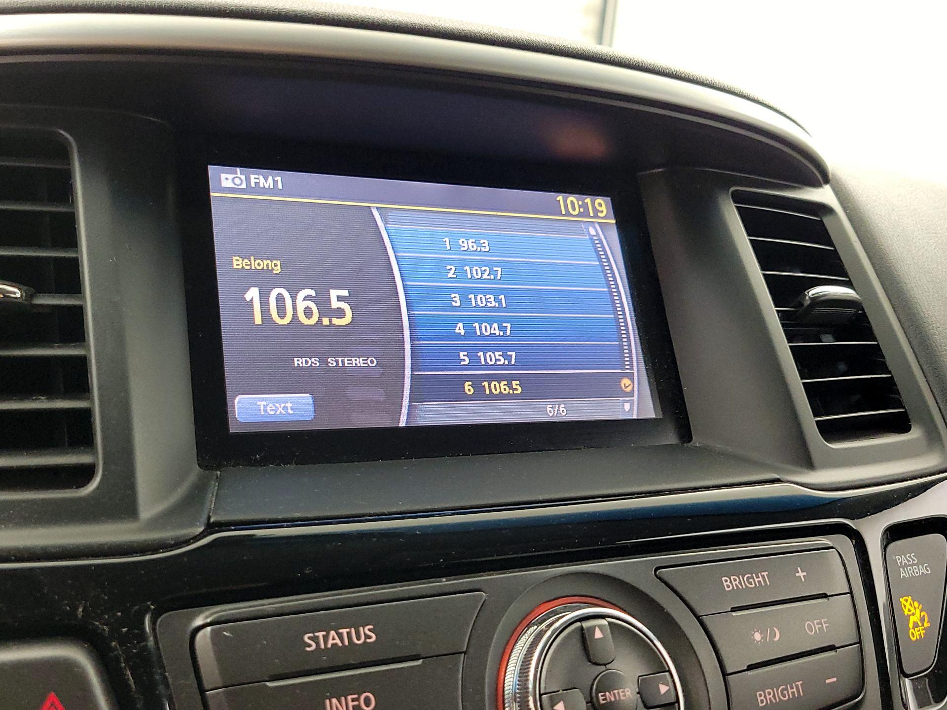 Thumbnail: 2015 Nissan Pathfinder - 14