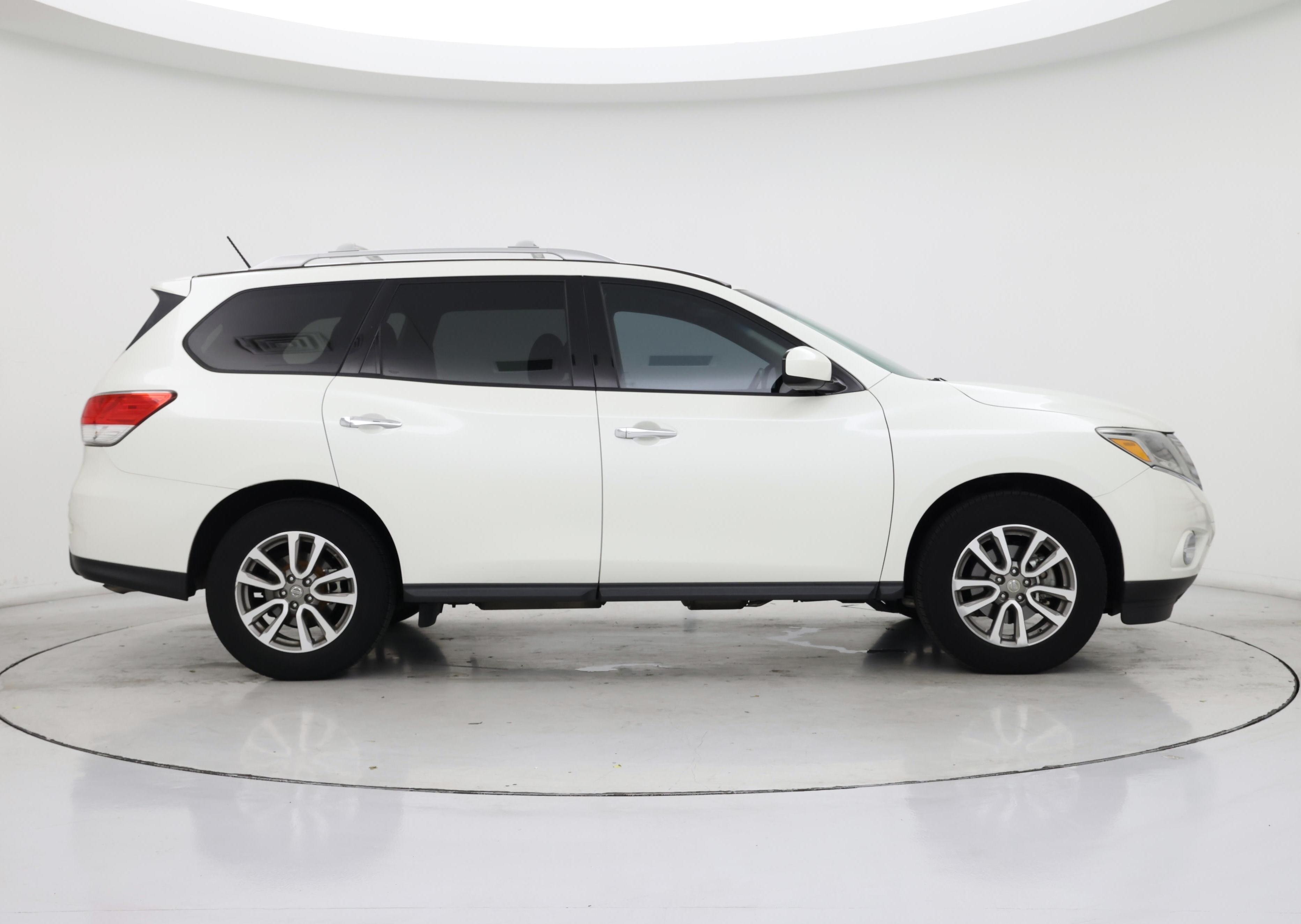 Thumbnail: 2015 Nissan Pathfinder - 7