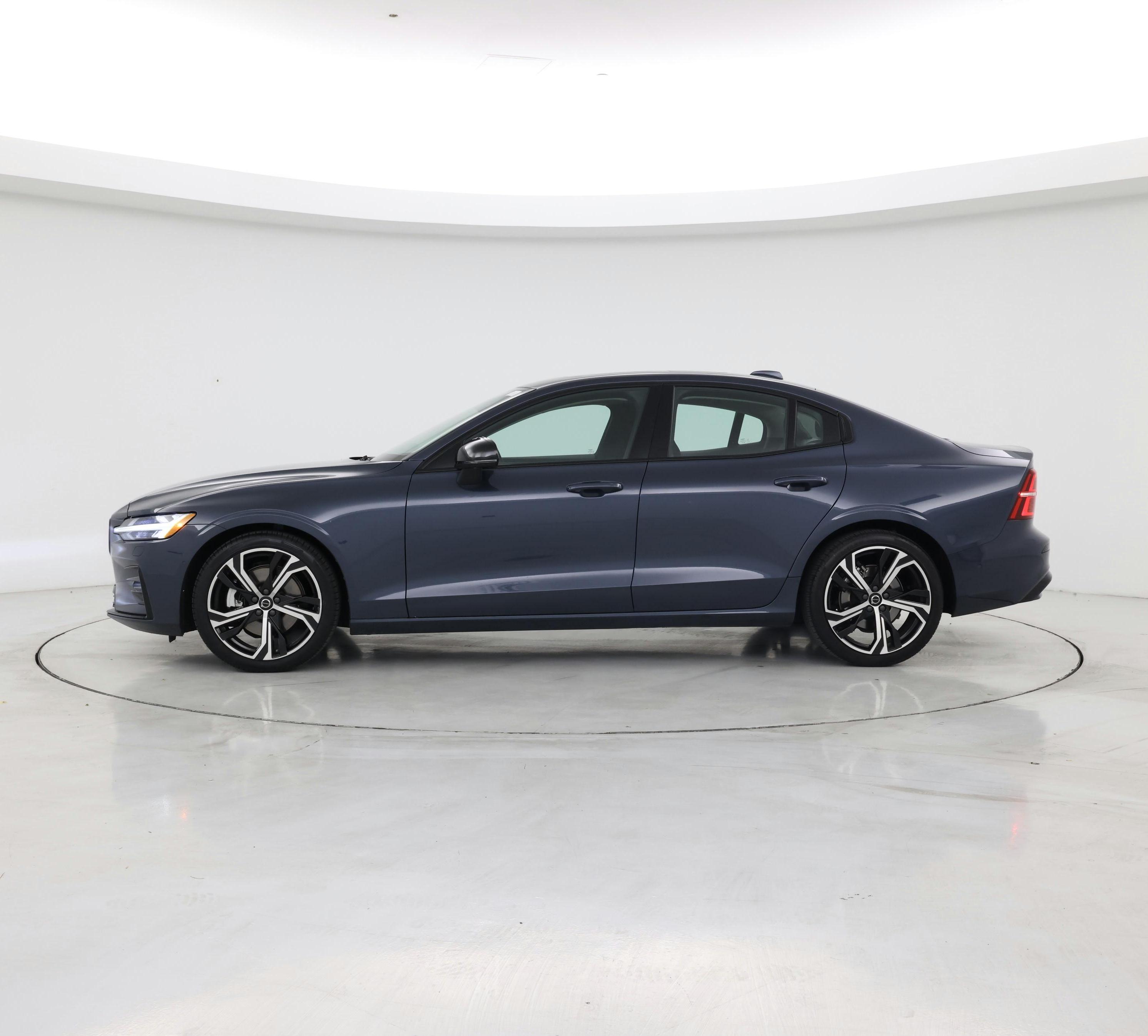 Thumbnail: 2024 Volvo S60 - 3