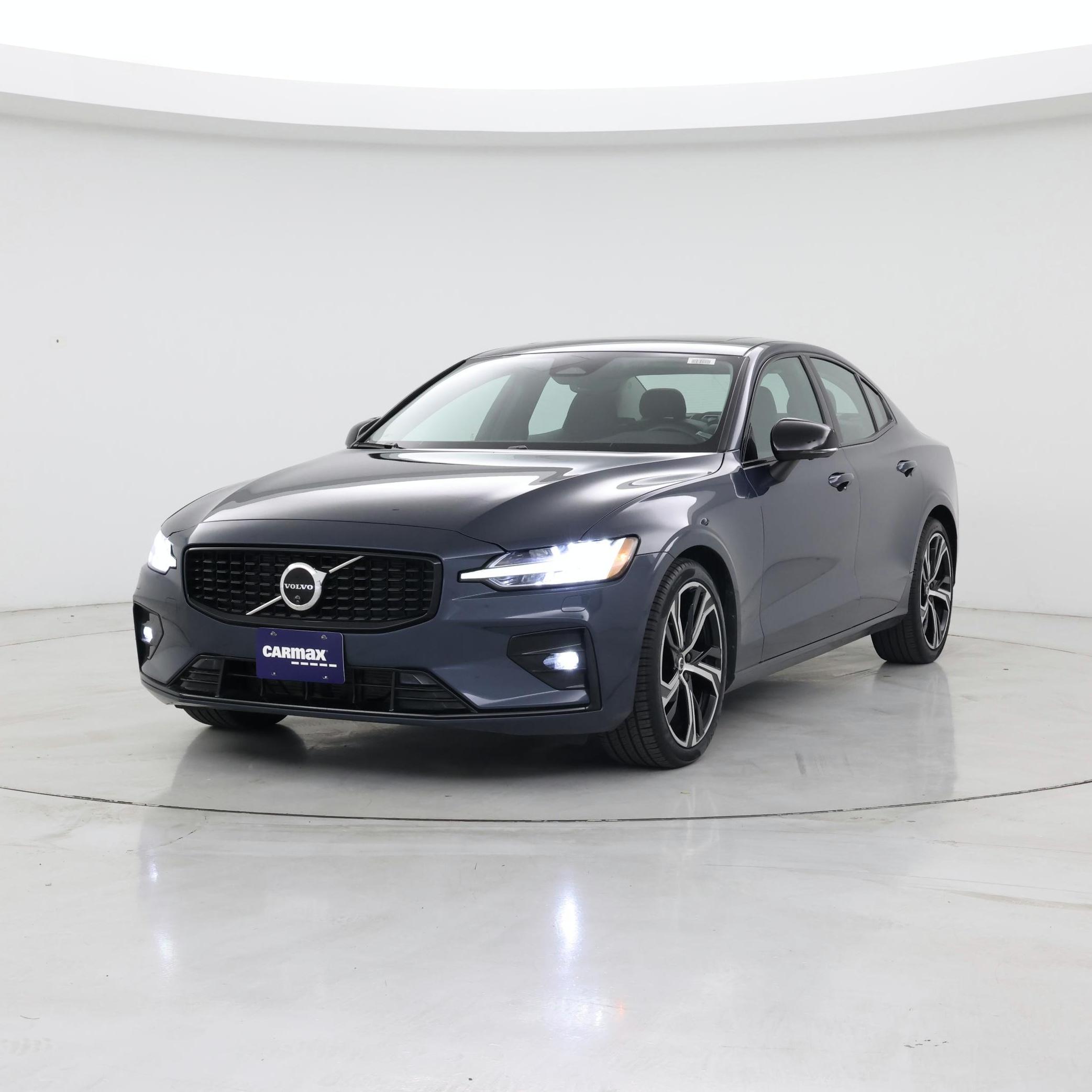 Thumbnail: 2024 Volvo S60 - 4