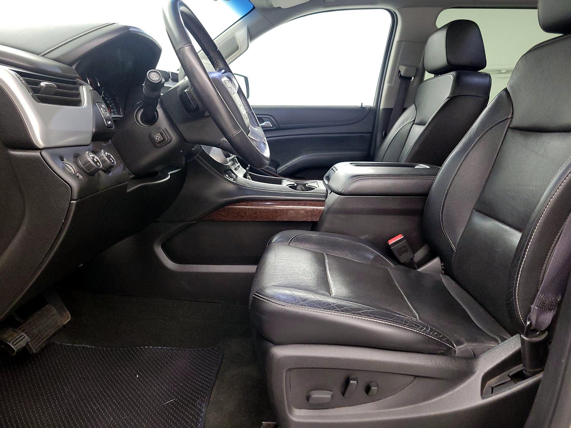 Thumbnail: 2017 GMC Yukon XL - 11