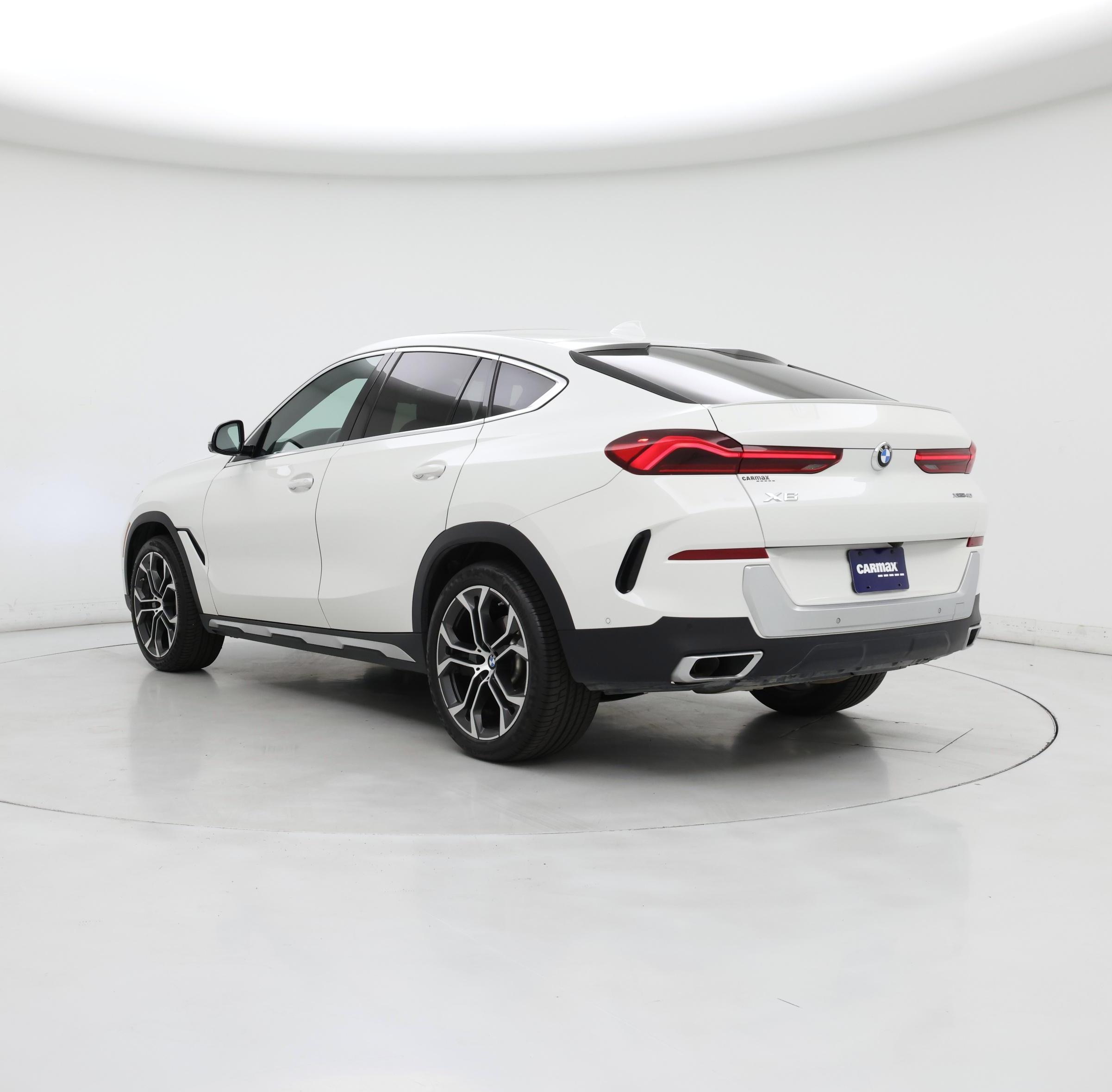 Thumbnail: 2021 BMW X6 - 2