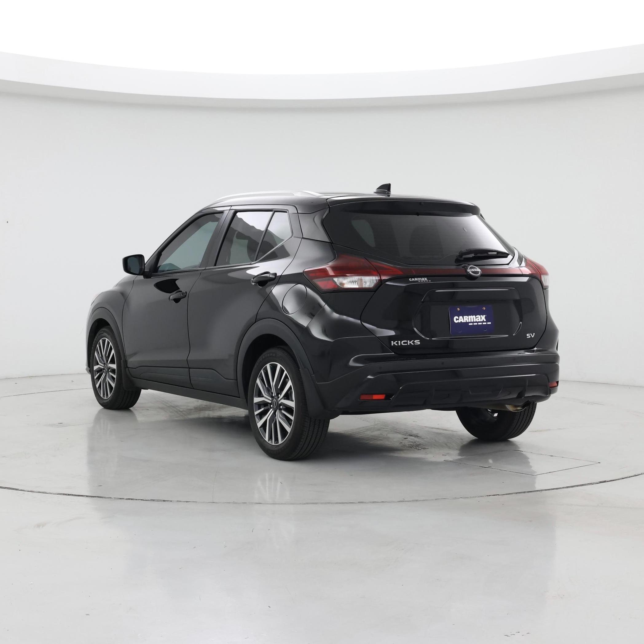 Thumbnail: 2024 Nissan Kicks - 2