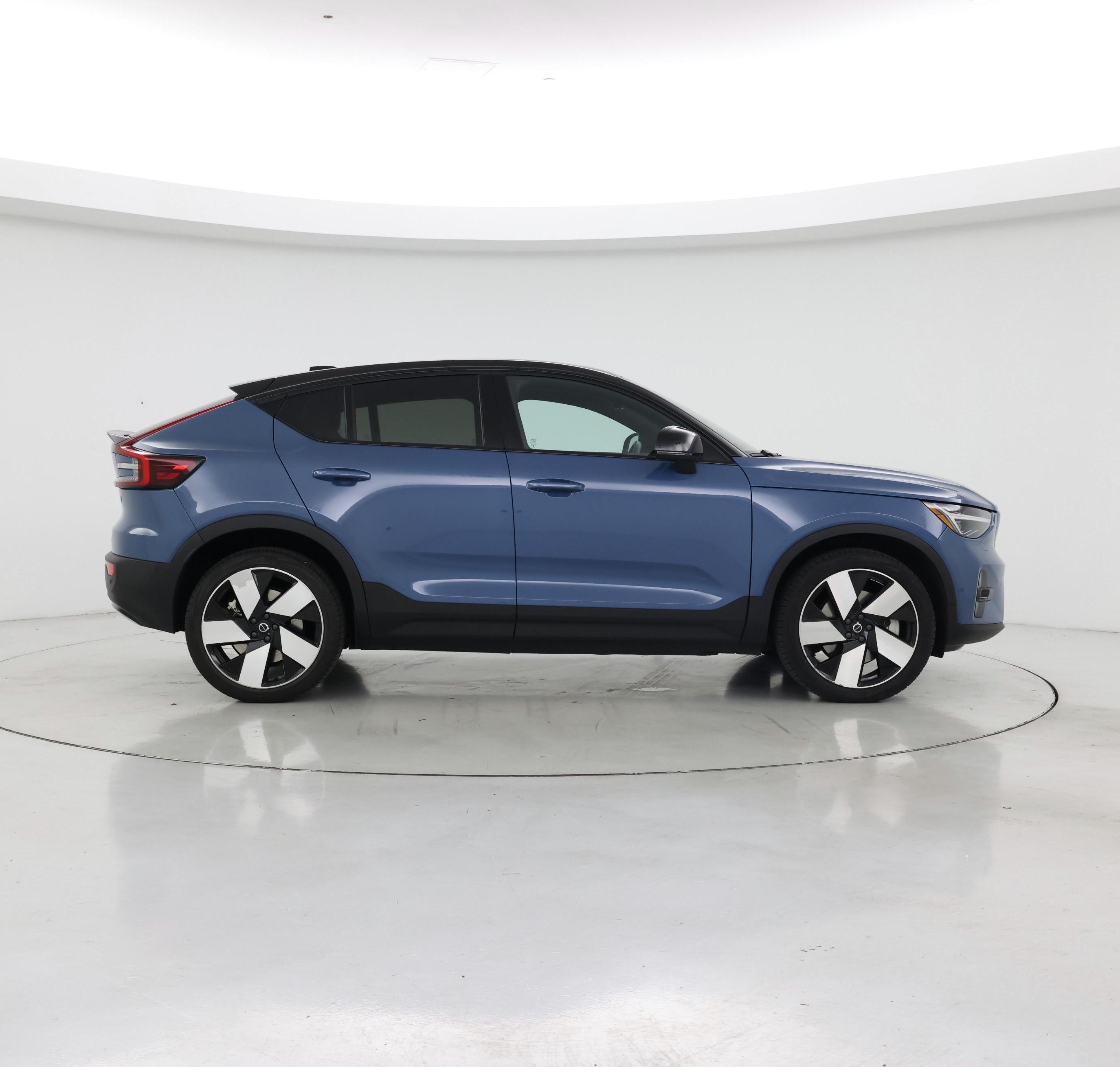 Thumbnail: 2022 Volvo C40 - 7