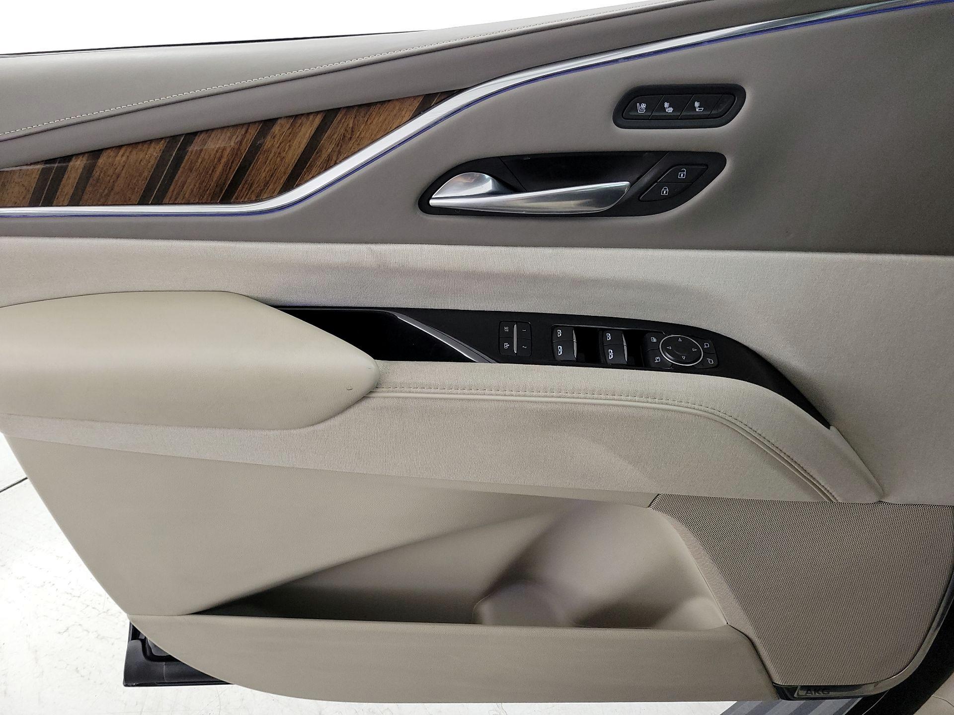 Thumbnail: 2021 Cadillac Escalade - 12