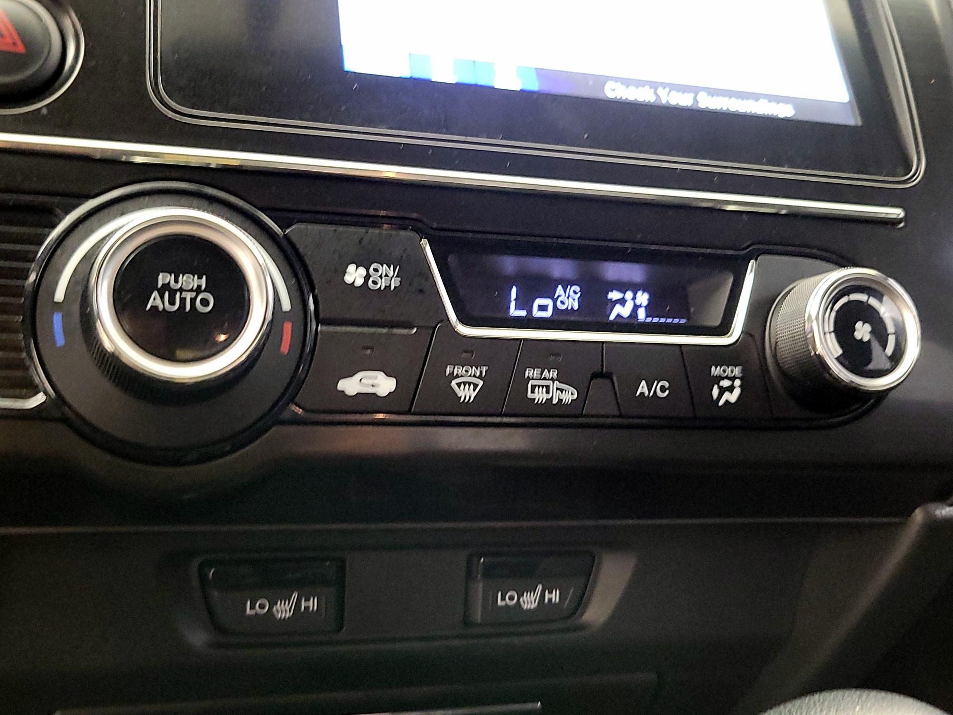 Thumbnail: 2015 Honda Civic - 16