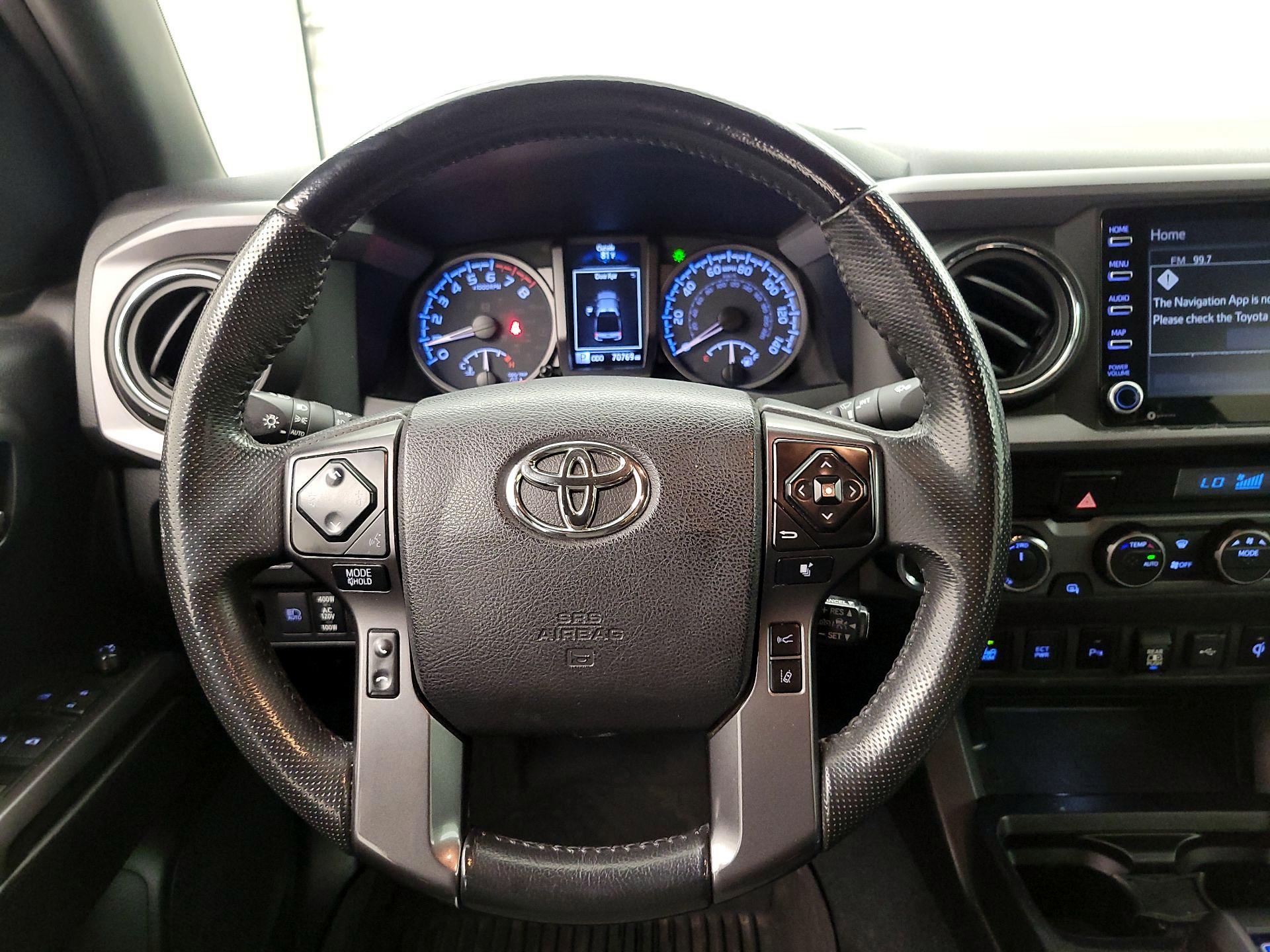 Thumbnail: 2021 Toyota Tacoma - 10
