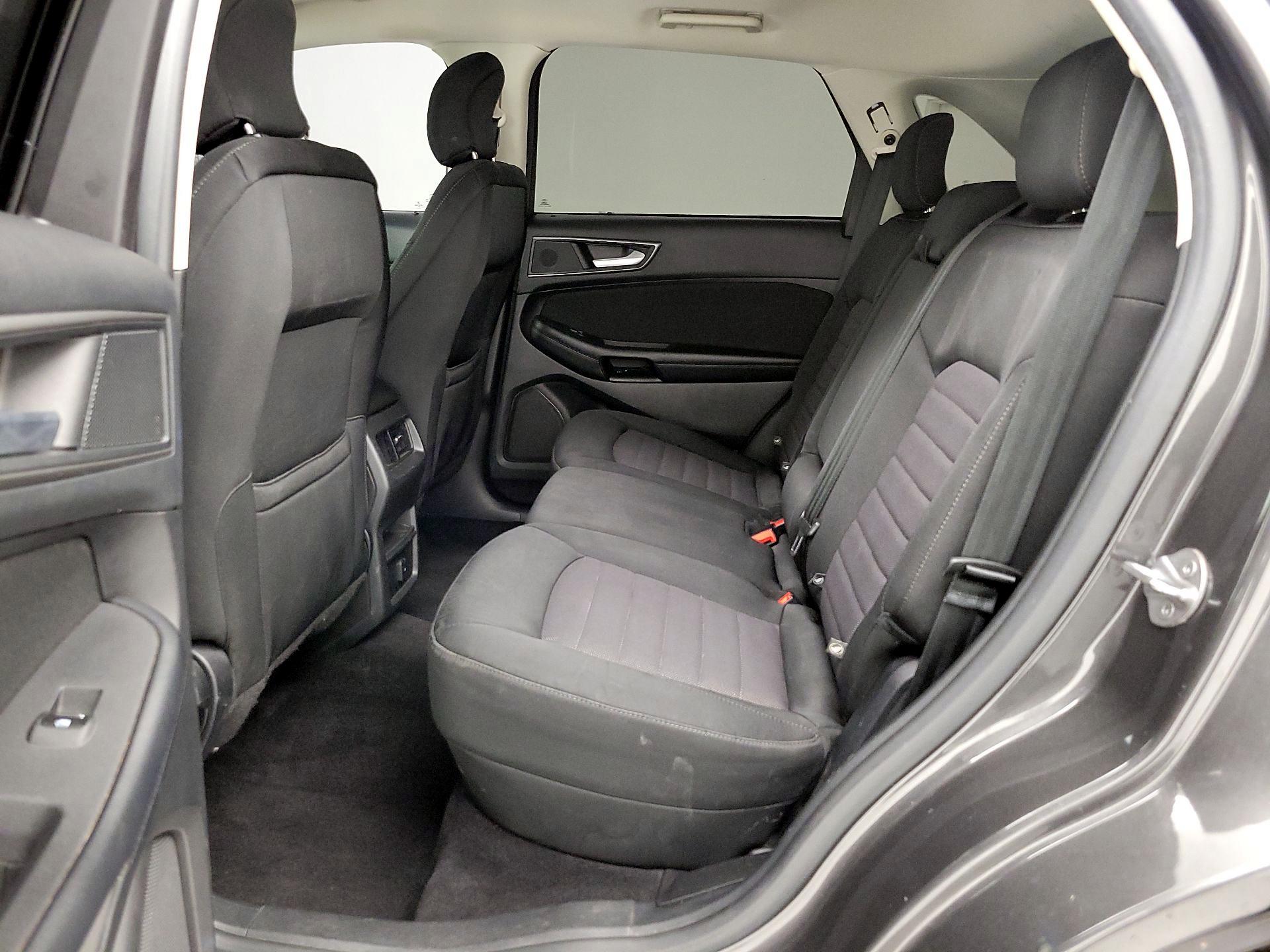 Thumbnail: 2017 Ford Edge - 19