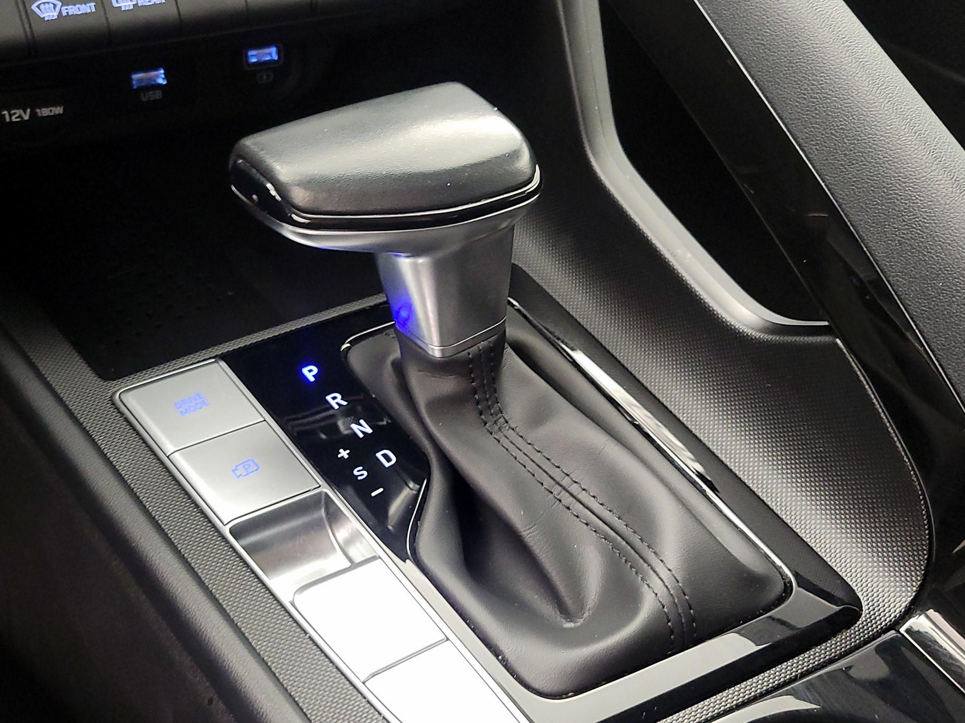 Thumbnail: 2023 Hyundai Elantra - 18