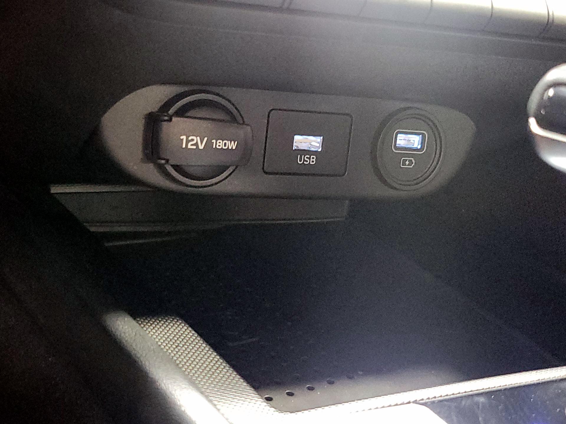 Thumbnail: 2023 Hyundai Elantra - 19