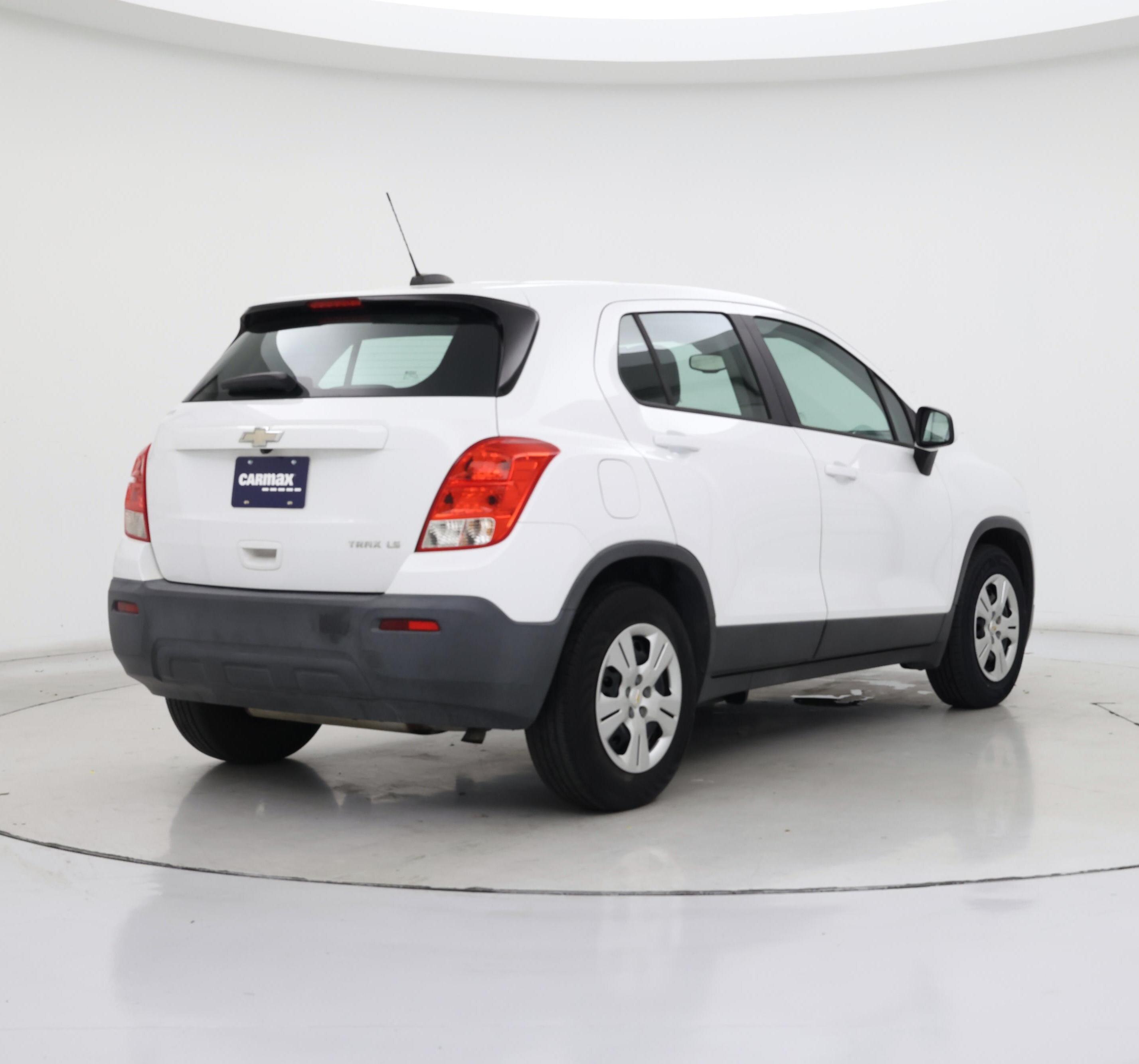 Thumbnail: 2016 Chevrolet Trax - 8
