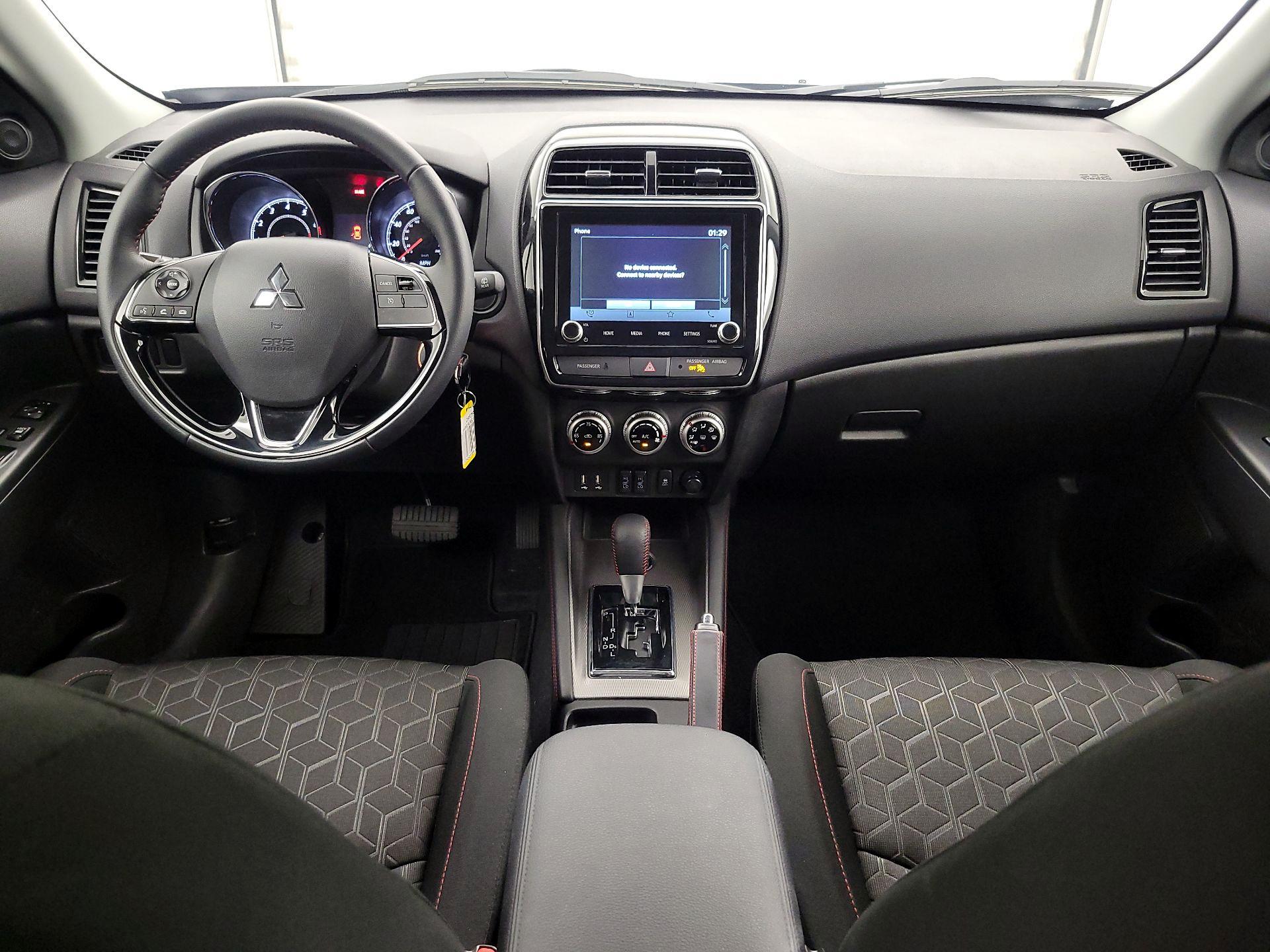 Thumbnail: 2025 Mitsubishi Outlander Sport - 9