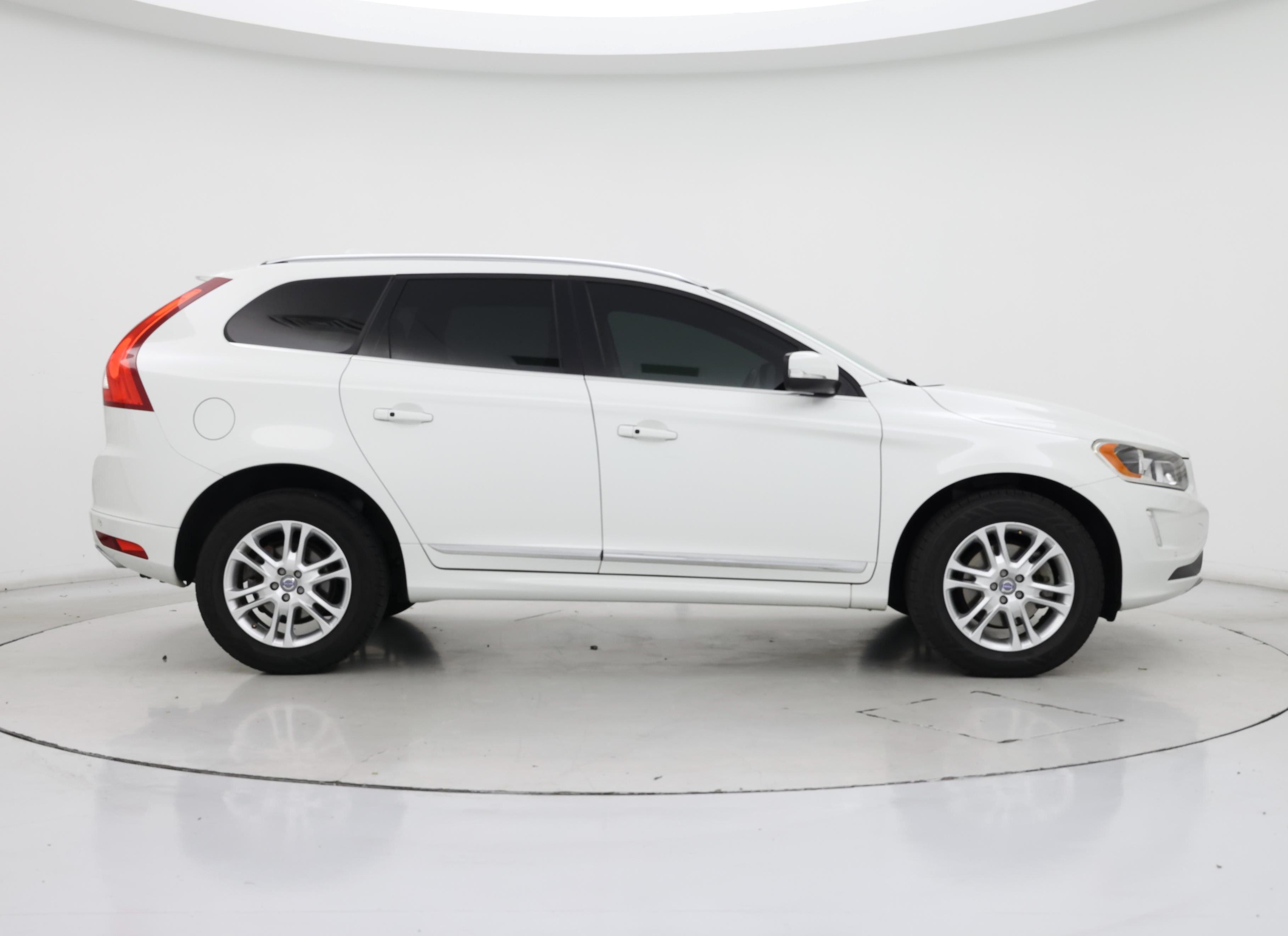 Thumbnail: 2016 Volvo XC60 - 7