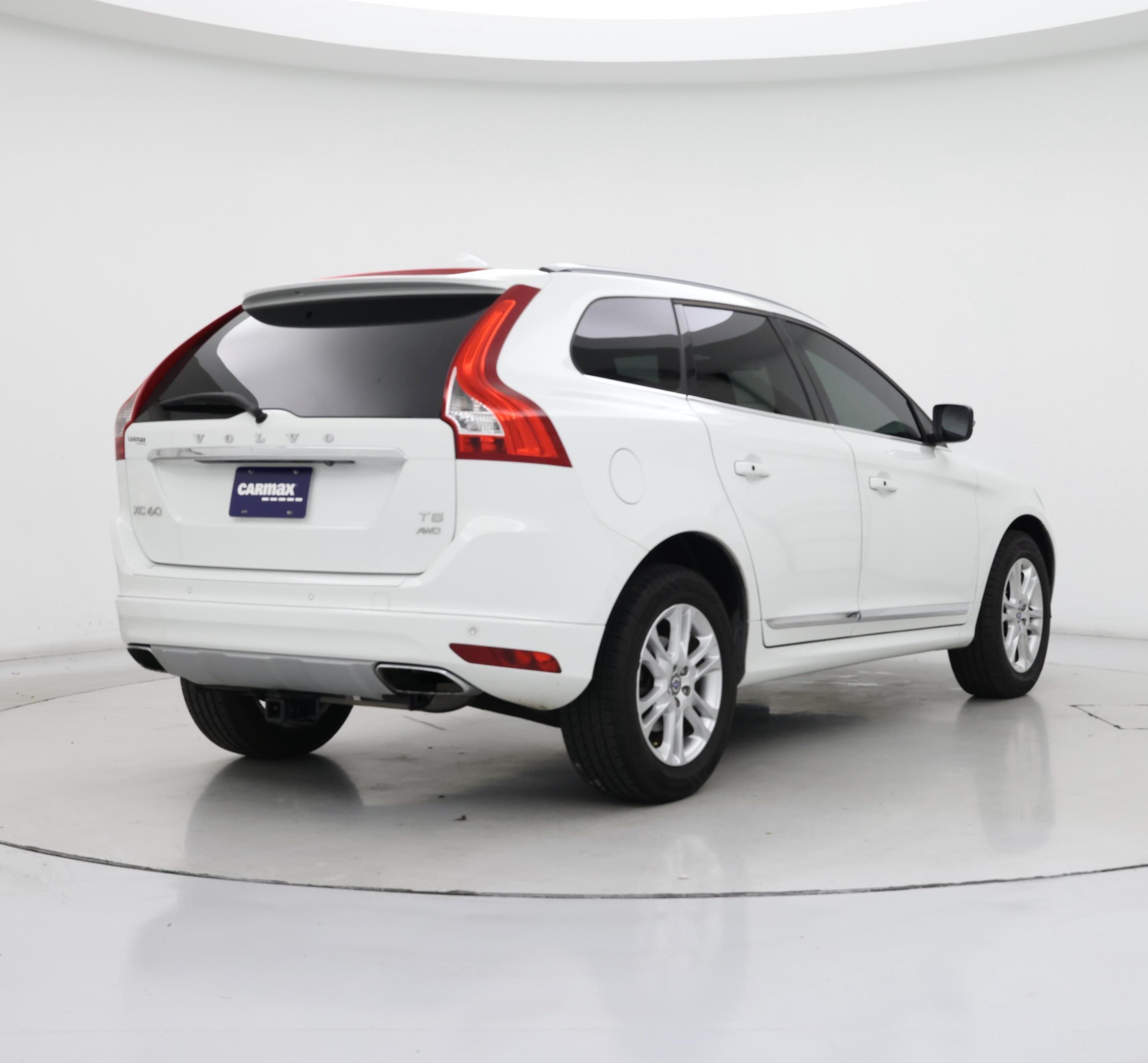 Thumbnail: 2016 Volvo XC60 - 8