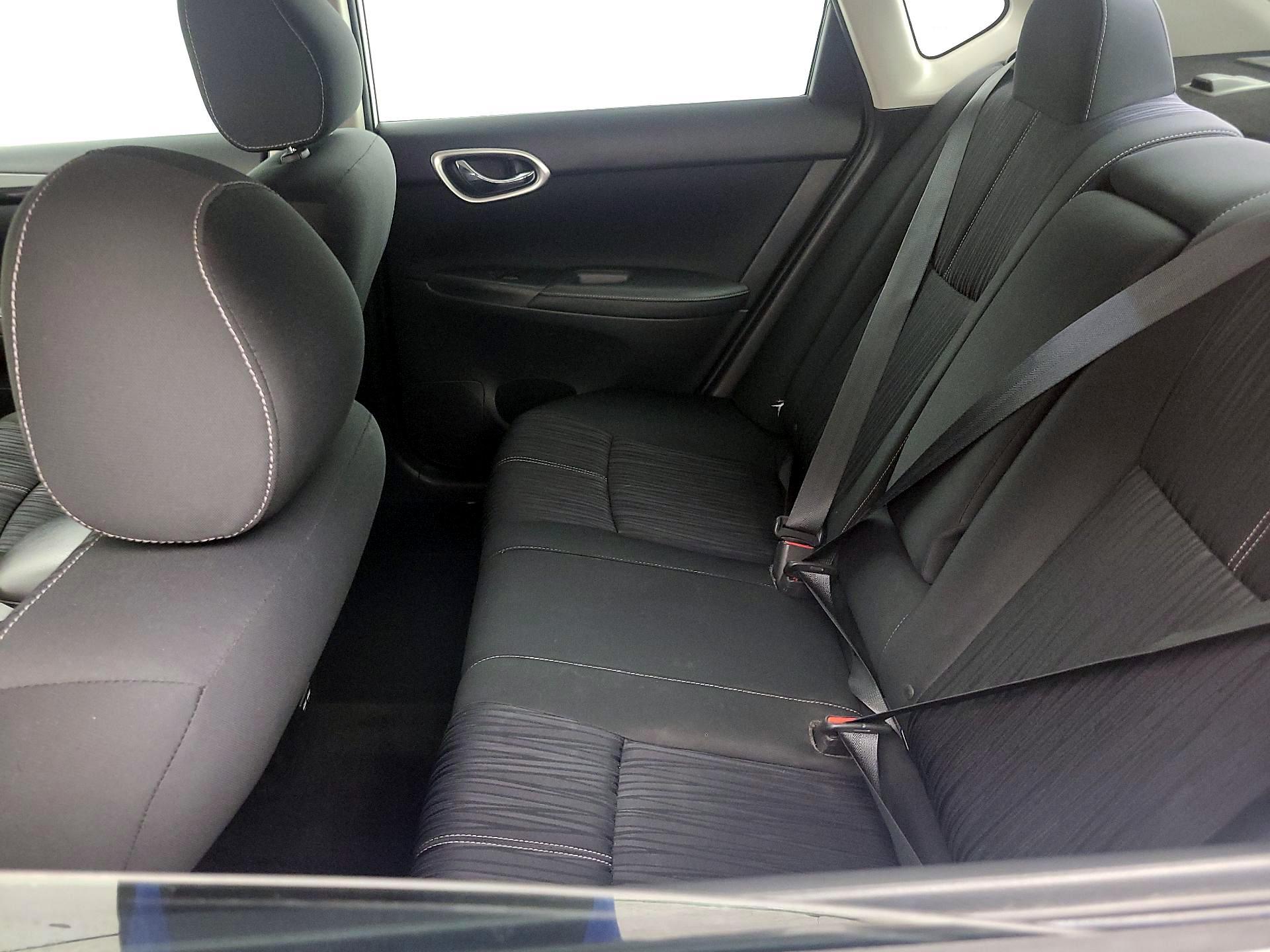 Thumbnail: 2018 Nissan Sentra - 19
