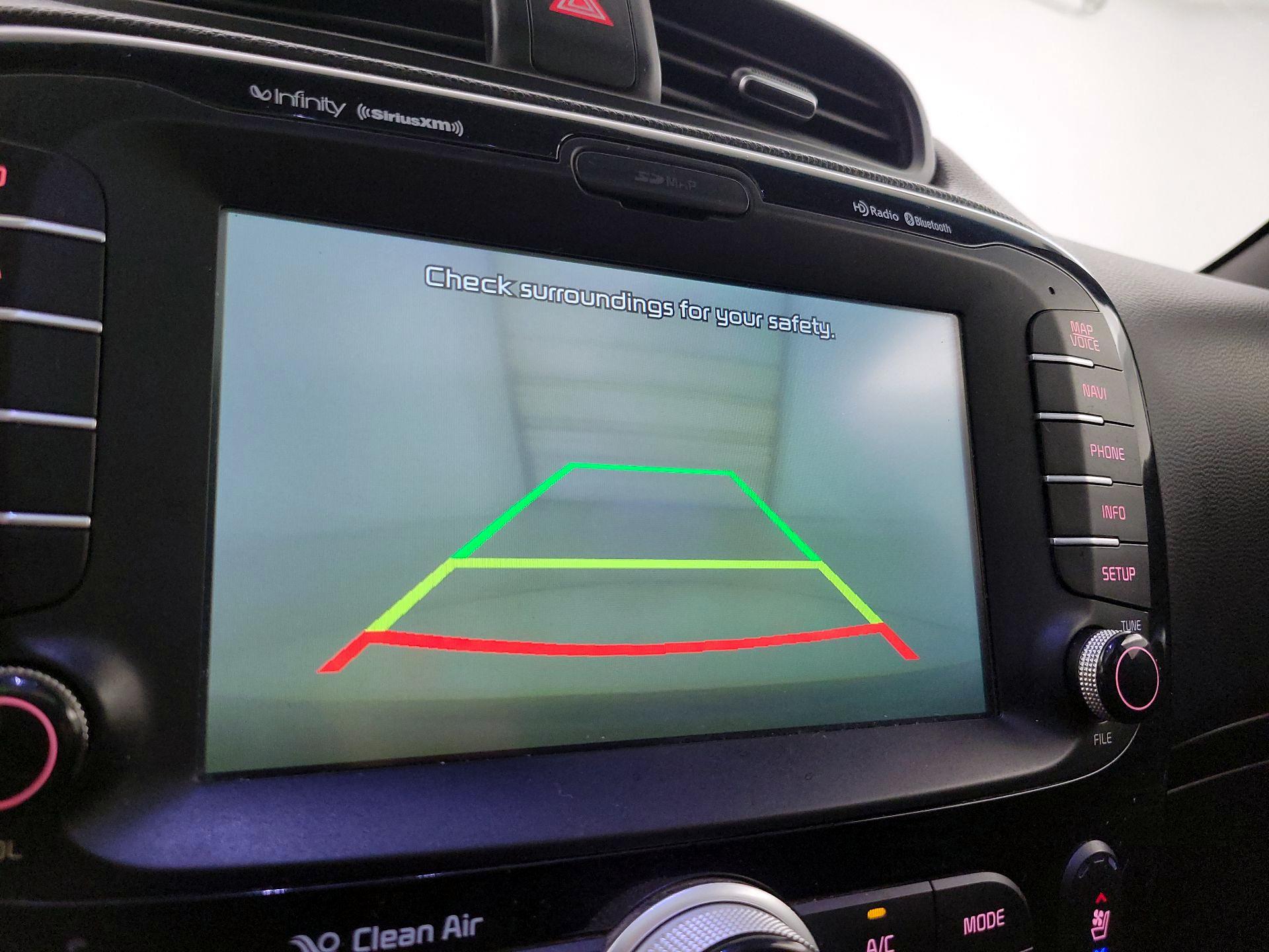 Thumbnail: 2015 Kia Soul - 15