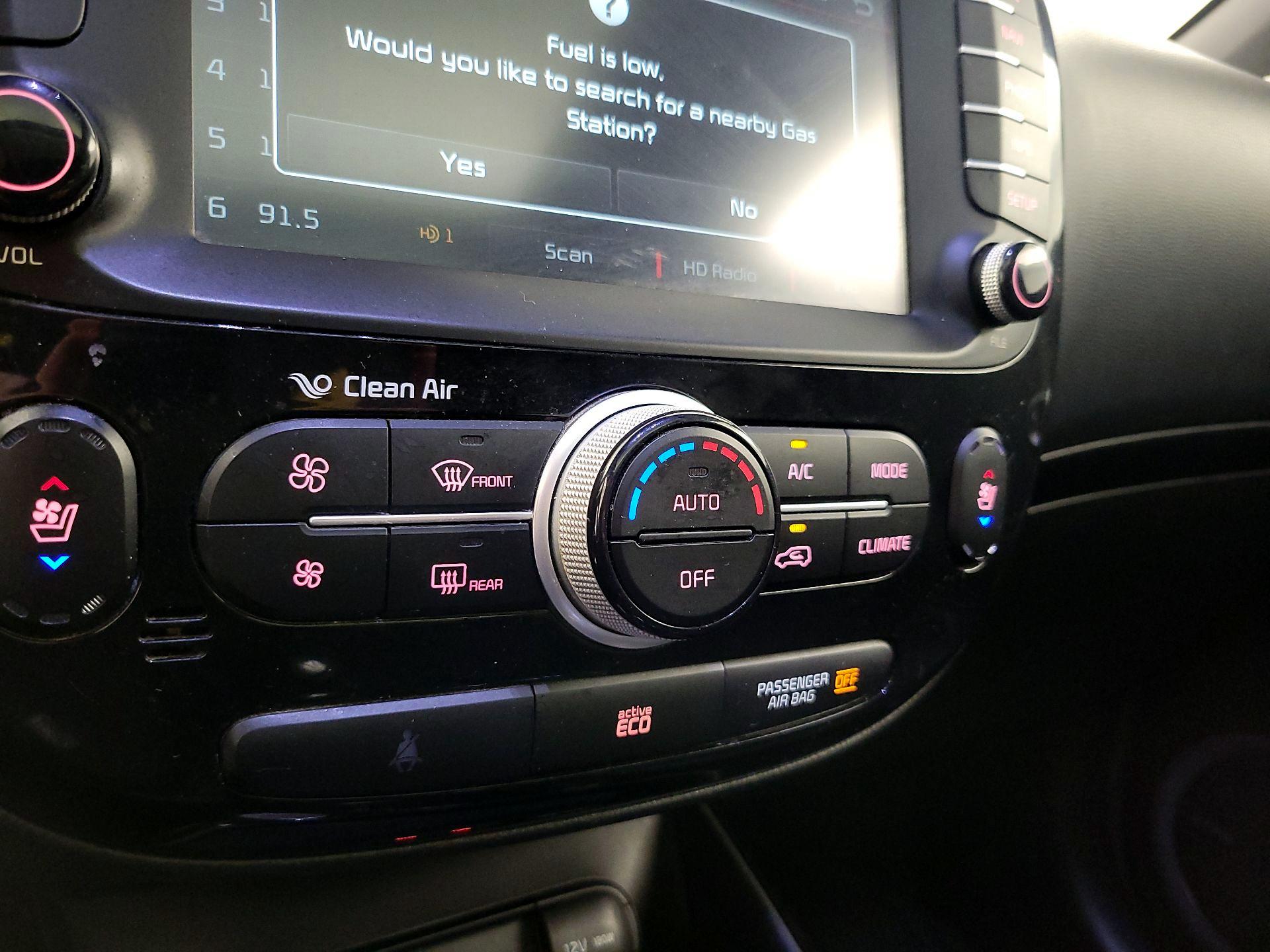 Thumbnail: 2015 Kia Soul - 17