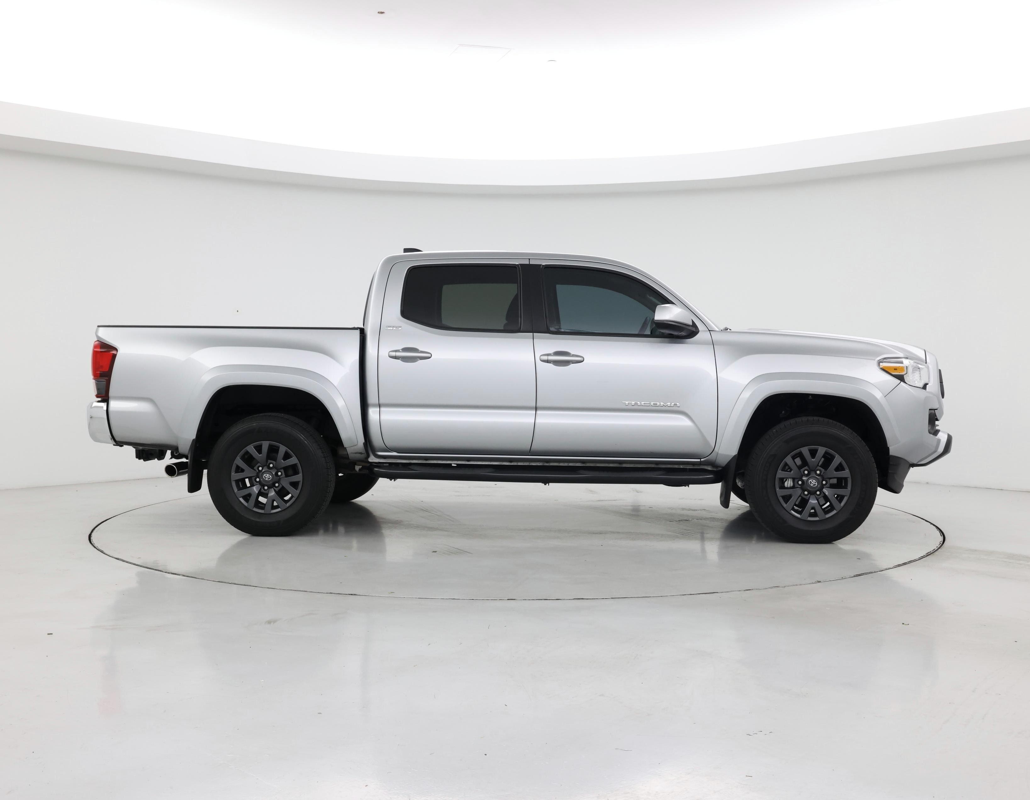 Thumbnail: 2023 Toyota Tacoma - 7