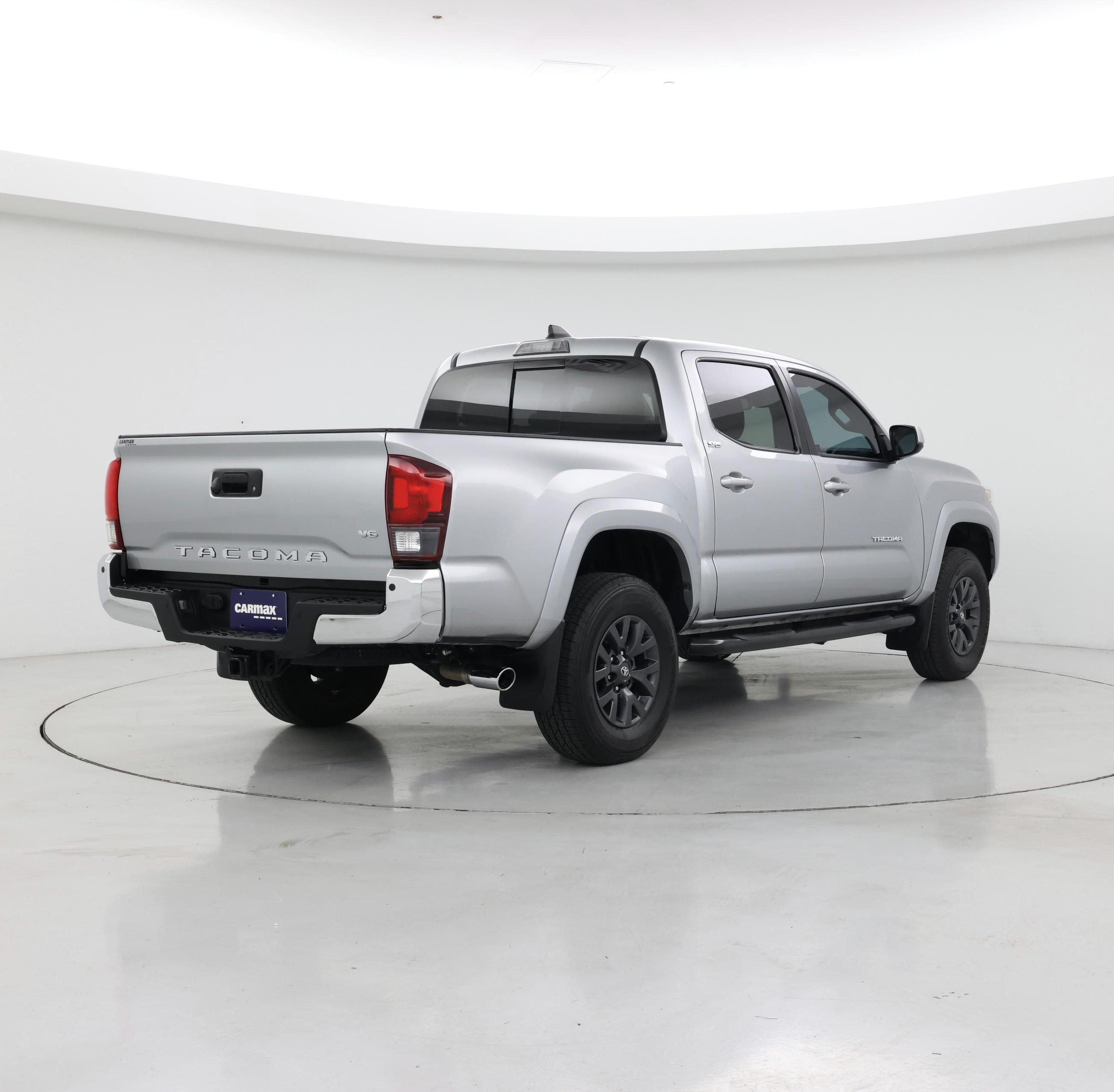 Thumbnail: 2023 Toyota Tacoma - 8