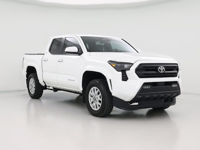 White 2024 Toyota Tacoma SR5