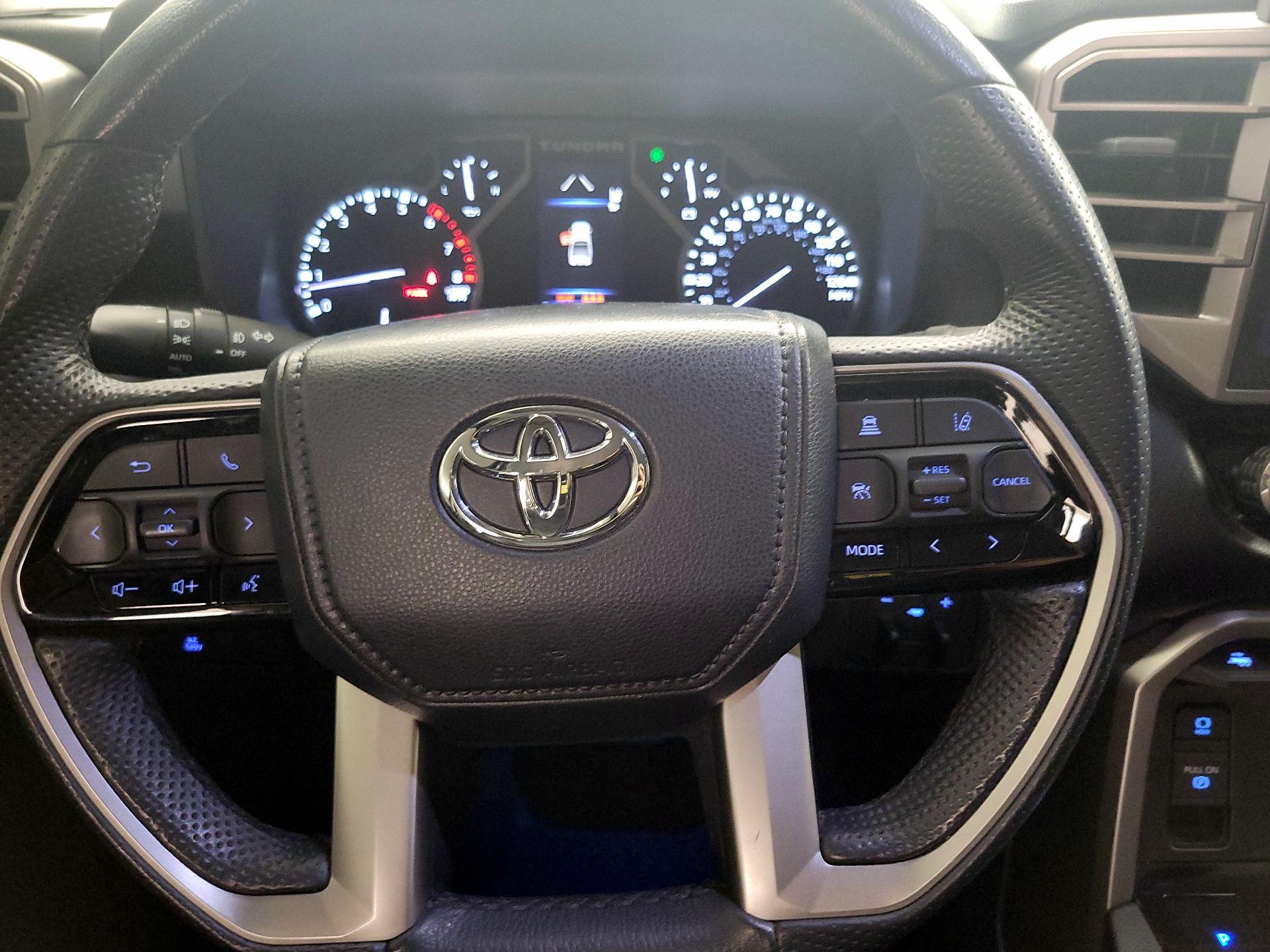 Thumbnail: 2024 Toyota Tundra - 10