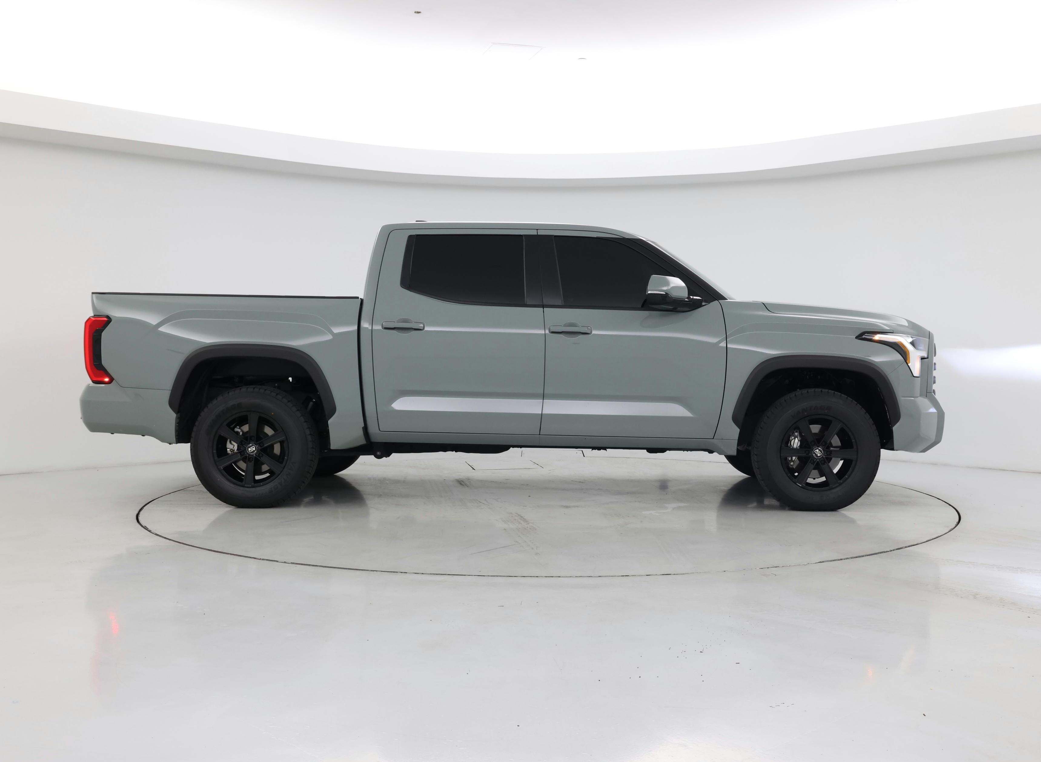 Thumbnail: 2024 Toyota Tundra - 7